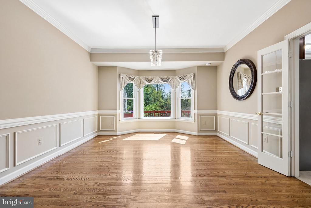 7573 FUSILIER DR, WARRENTON, Virginia 20186, 4 Bedrooms Bedrooms, ,3 BathroomsBathrooms,Residential,7573 FUSILIER DR,VAFQ2021214 MLS # VAFQ2021214