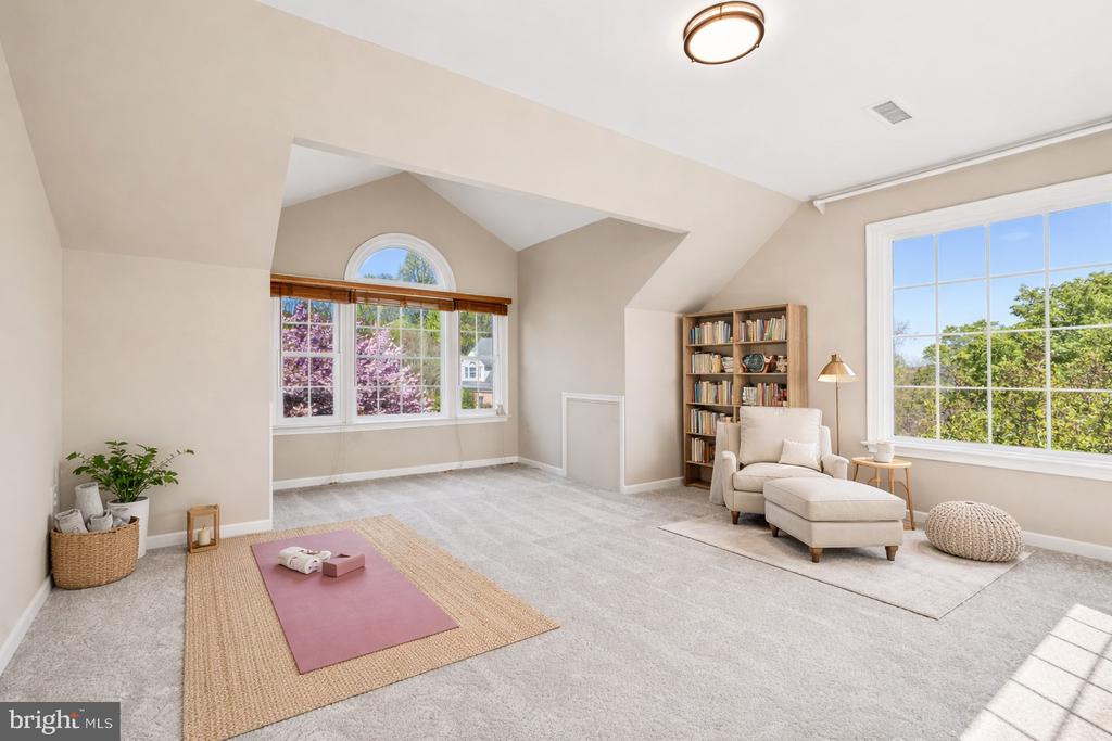 7573 FUSILIER DR, WARRENTON, Virginia 20186, 4 Bedrooms Bedrooms, ,3 BathroomsBathrooms,Residential,7573 FUSILIER DR,VAFQ2021214 MLS # VAFQ2021214