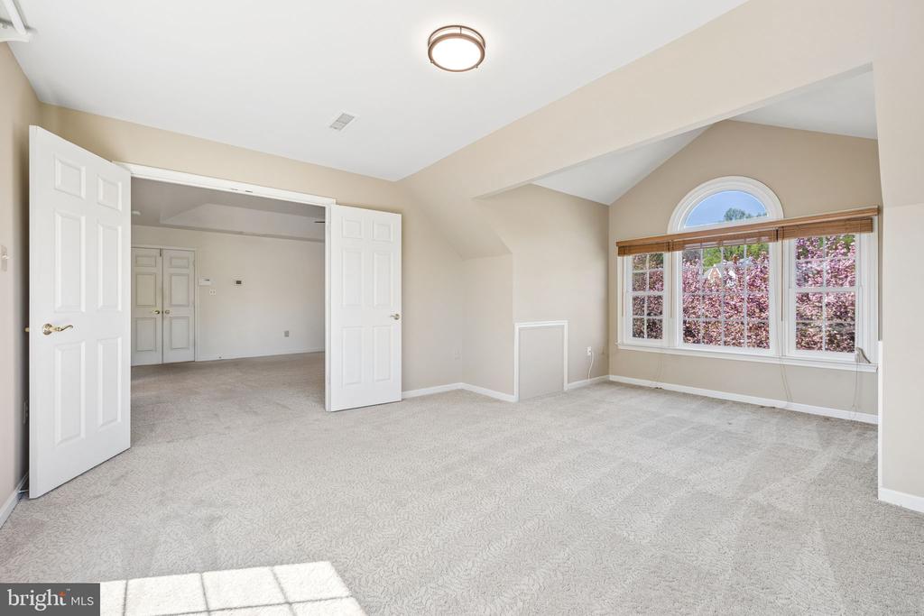 7573 FUSILIER DR, WARRENTON, Virginia 20186, 4 Bedrooms Bedrooms, ,3 BathroomsBathrooms,Residential,7573 FUSILIER DR,VAFQ2021214 MLS # VAFQ2021214