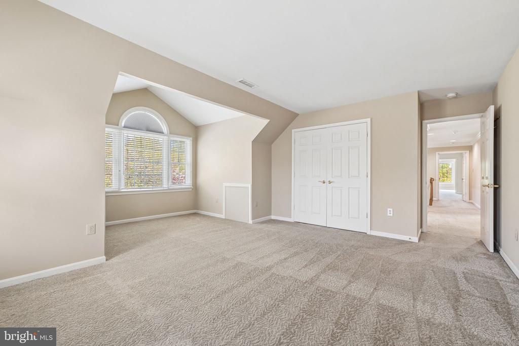 7573 FUSILIER DR, WARRENTON, Virginia 20186, 4 Bedrooms Bedrooms, ,3 BathroomsBathrooms,Residential,7573 FUSILIER DR,VAFQ2021214 MLS # VAFQ2021214