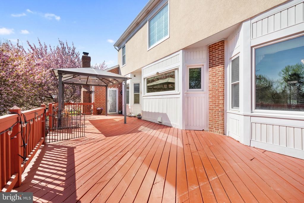 7573 FUSILIER DR, WARRENTON, Virginia 20186, 4 Bedrooms Bedrooms, ,3 BathroomsBathrooms,Residential,7573 FUSILIER DR,VAFQ2021214 MLS # VAFQ2021214