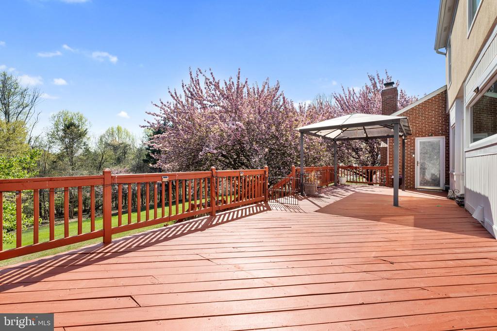 7573 FUSILIER DR, WARRENTON, Virginia 20186, 4 Bedrooms Bedrooms, ,3 BathroomsBathrooms,Residential,7573 FUSILIER DR,VAFQ2021214 MLS # VAFQ2021214