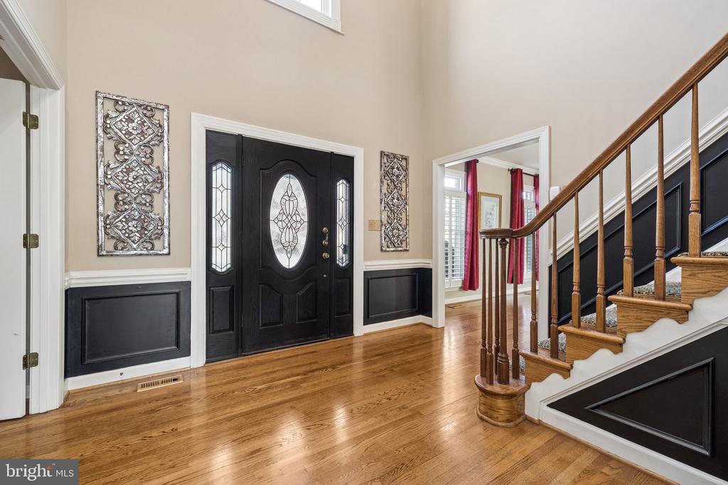 7573 FUSILIER DR, WARRENTON, Virginia 20186, 4 Bedrooms Bedrooms, ,3 BathroomsBathrooms,Residential,7573 FUSILIER DR,VAFQ2021214 MLS # VAFQ2021214