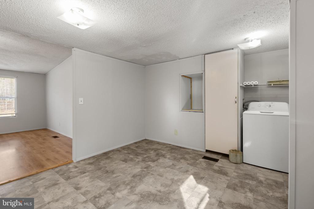 4703 HOLLY DR, PARTLOW, Virginia 22534, 3 Bedrooms Bedrooms, ,2 BathroomsBathrooms,Residential,4703 HOLLY DR,VASP2040776 MLS # VASP2040776