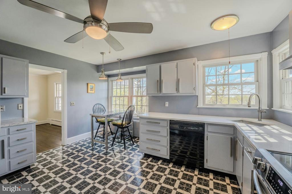 221 MOCKINGBIRD LN, WARRENTON, Virginia 20186, 3 Bedrooms Bedrooms, ,2 BathroomsBathrooms,Residential,221 MOCKINGBIRD LN,VAFQ2021470 MLS # VAFQ2021470 221 MOCKINGBIRD LN, WARRENTON, Virginia 20186, 3 Bedrooms Bedrooms, ,2 BathroomsBathrooms,Residential,221 MOCKINGBIRD LN,VAFQ2021470 MLS # VAFQ2021470