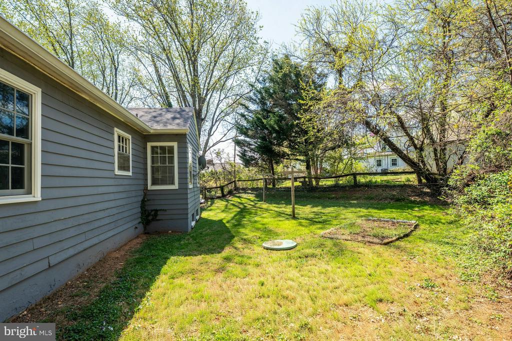 221 MOCKINGBIRD LN, WARRENTON, Virginia 20186, 3 Bedrooms Bedrooms, ,2 BathroomsBathrooms,Residential,221 MOCKINGBIRD LN,VAFQ2021470 MLS # VAFQ2021470 221 MOCKINGBIRD LN, WARRENTON, Virginia 20186, 3 Bedrooms Bedrooms, ,2 BathroomsBathrooms,Residential,221 MOCKINGBIRD LN,VAFQ2021470 MLS # VAFQ2021470