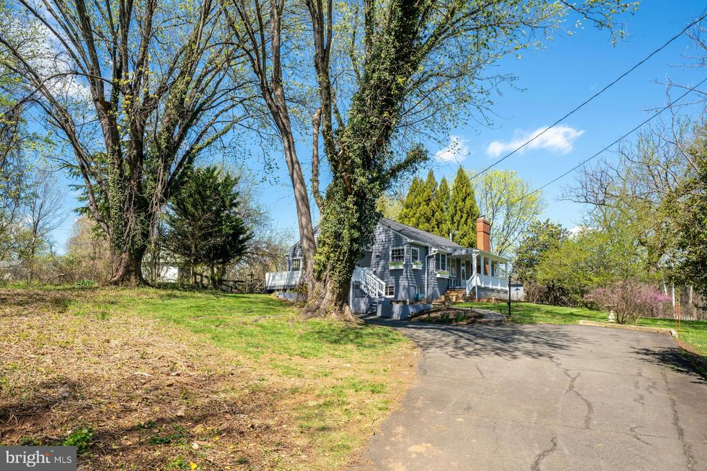 221 MOCKINGBIRD LN, WARRENTON, Virginia 20186, 3 Bedrooms Bedrooms, ,2 BathroomsBathrooms,Residential,221 MOCKINGBIRD LN,VAFQ2021470 MLS # VAFQ2021470 221 MOCKINGBIRD LN, WARRENTON, Virginia 20186, 3 Bedrooms Bedrooms, ,2 BathroomsBathrooms,Residential,221 MOCKINGBIRD LN,VAFQ2021470 MLS # VAFQ2021470