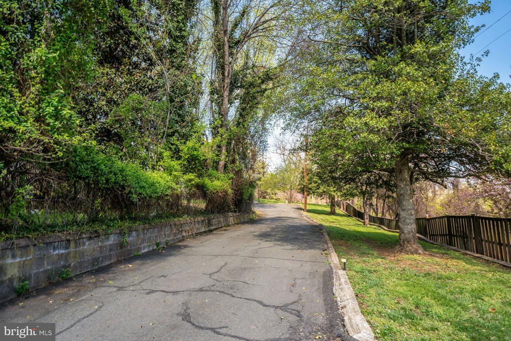 221 MOCKINGBIRD LN, WARRENTON, Virginia 20186, 3 Bedrooms Bedrooms, ,2 BathroomsBathrooms,Residential,221 MOCKINGBIRD LN,VAFQ2021470 MLS # VAFQ2021470 221 MOCKINGBIRD LN, WARRENTON, Virginia 20186, 3 Bedrooms Bedrooms, ,2 BathroomsBathrooms,Residential,221 MOCKINGBIRD LN,VAFQ2021470 MLS # VAFQ2021470