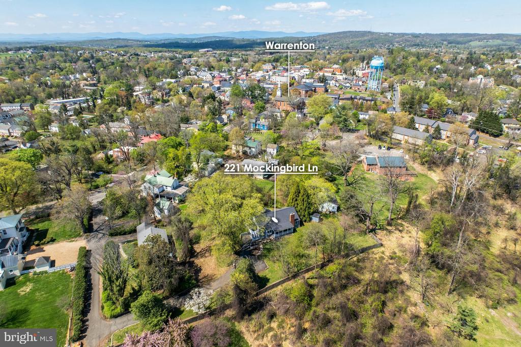221 MOCKINGBIRD LN, WARRENTON, Virginia 20186, 3 Bedrooms Bedrooms, ,2 BathroomsBathrooms,Residential,221 MOCKINGBIRD LN,VAFQ2021470 MLS # VAFQ2021470 221 MOCKINGBIRD LN, WARRENTON, Virginia 20186, 3 Bedrooms Bedrooms, ,2 BathroomsBathrooms,Residential,221 MOCKINGBIRD LN,VAFQ2021470 MLS # VAFQ2021470