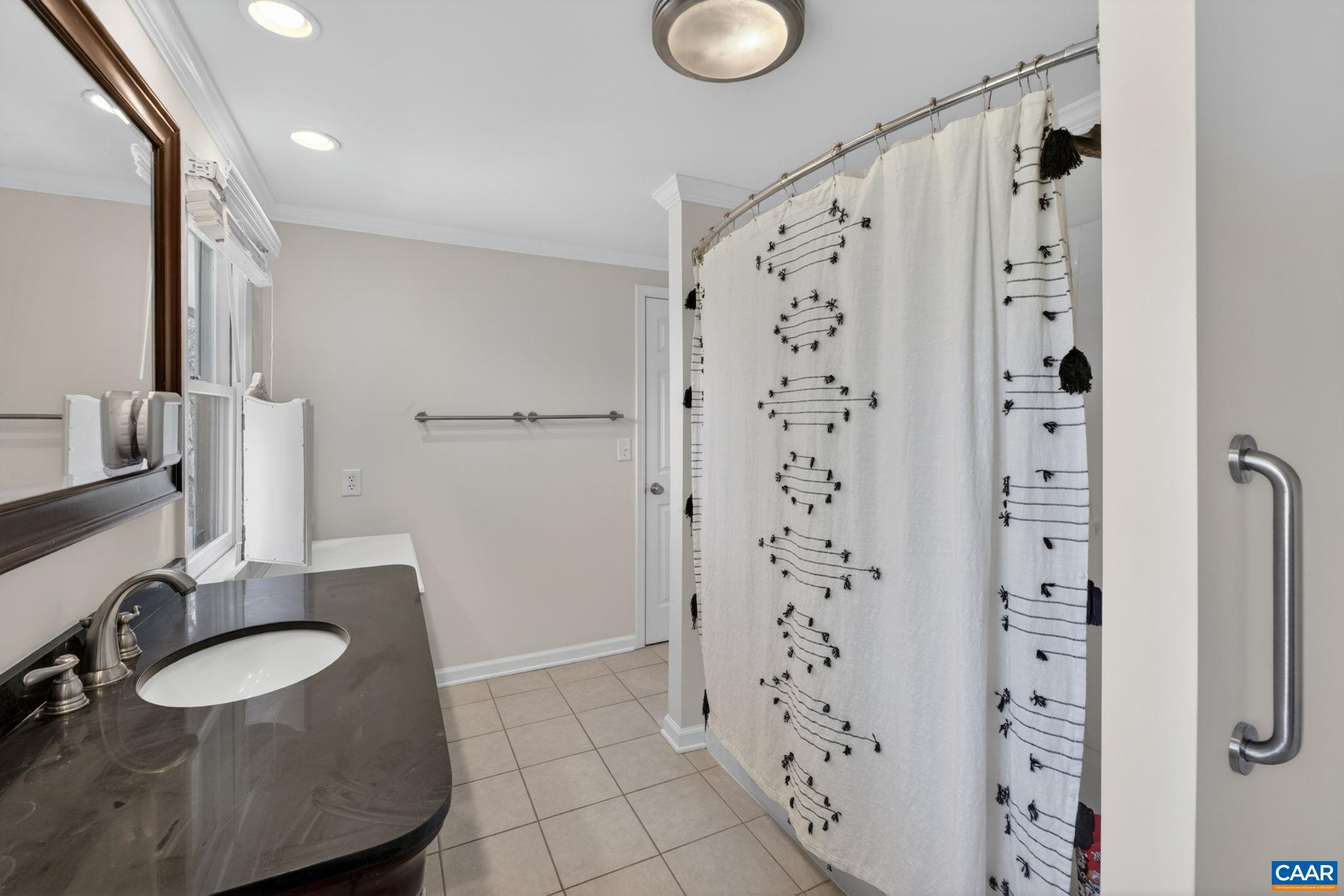 1524 HARRIS CREEK RD, CHARLOTTESVILLE, Virginia 22902, 3 Bedrooms Bedrooms, ,2 BathroomsBathrooms,Residential,1524 HARRIS CREEK RD,675211 MLS # 675211