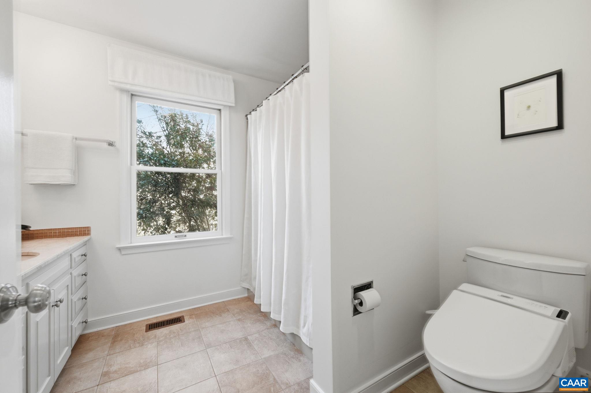 2404 PINE GARTH RUN, CHARLOTTESVILLE, Virginia 22901, 5 Bedrooms Bedrooms, ,4 BathroomsBathrooms,Residential,2404 PINE GARTH RUN,675212 MLS # 675212