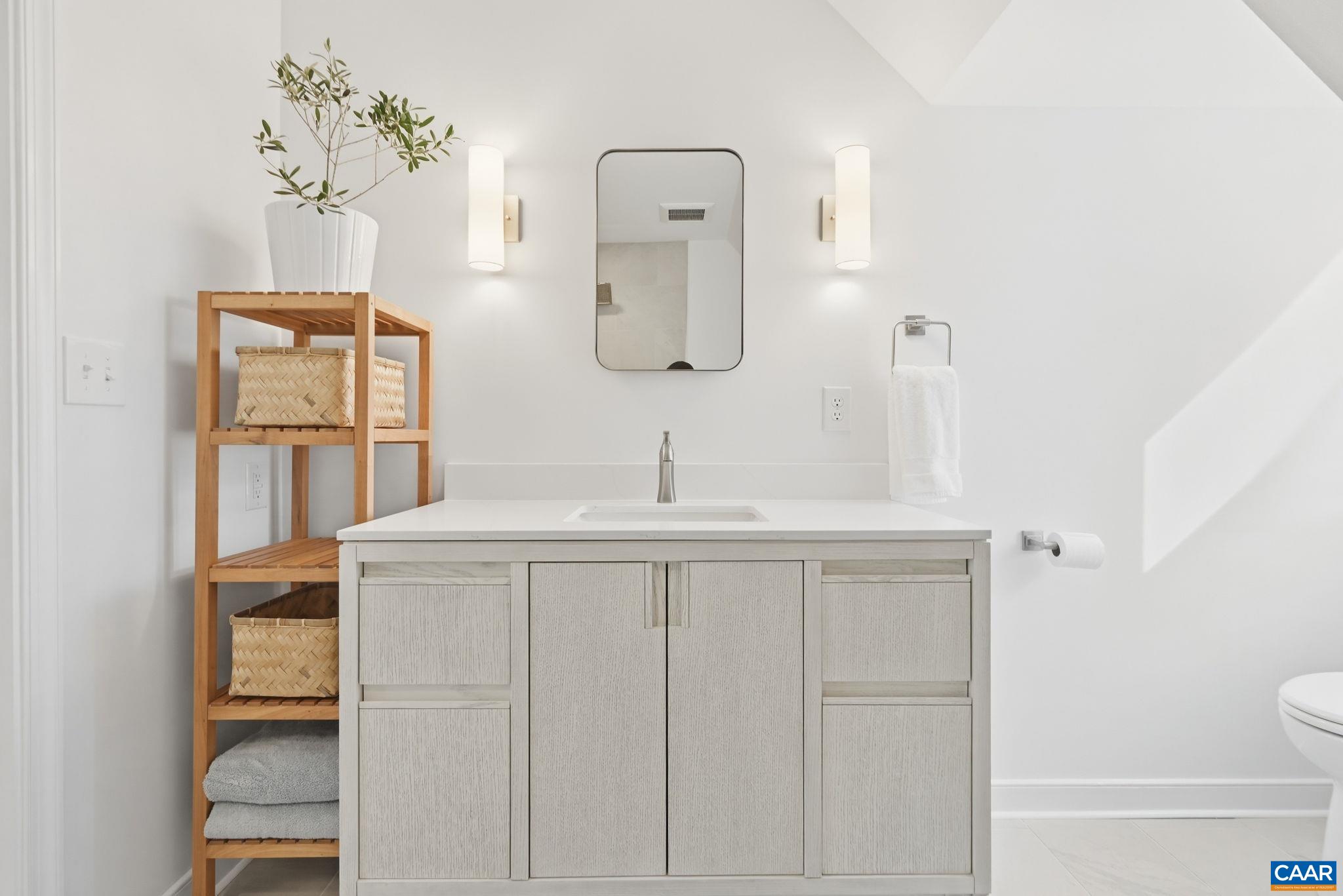 2404 PINE GARTH RUN, CHARLOTTESVILLE, Virginia 22901, 5 Bedrooms Bedrooms, ,4 BathroomsBathrooms,Residential,2404 PINE GARTH RUN,675212 MLS # 675212