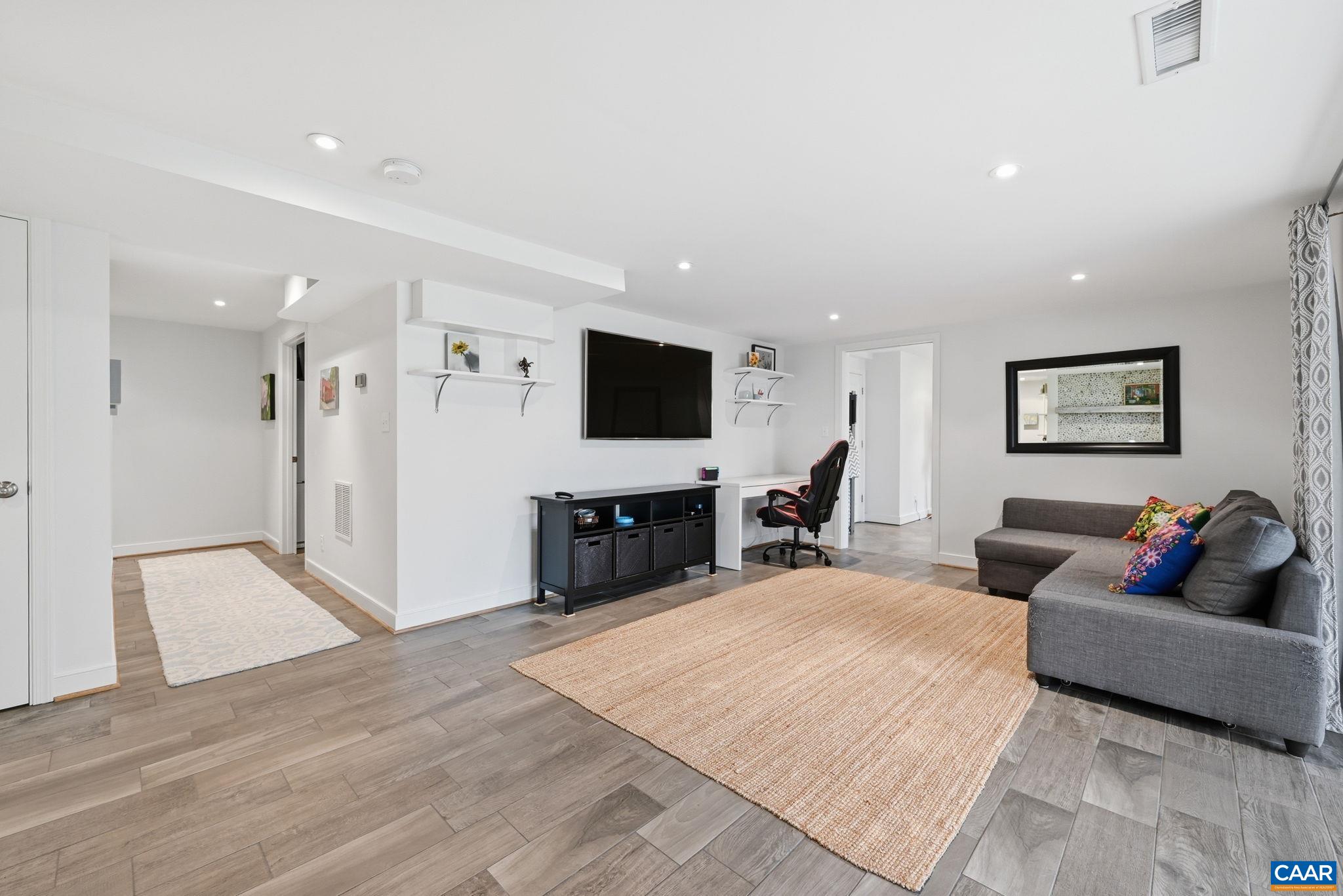 2404 PINE GARTH RUN, CHARLOTTESVILLE, Virginia 22901, 5 Bedrooms Bedrooms, ,4 BathroomsBathrooms,Residential,2404 PINE GARTH RUN,675212 MLS # 675212