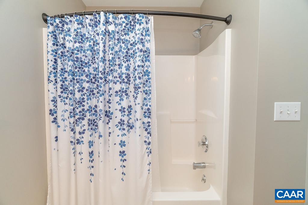 246 WHITE CEDAR RD, BARBOURSVILLE, Virginia 22923, 3 Bedrooms Bedrooms, ,2 BathroomsBathrooms,Residential,246 WHITE CEDAR RD,675520 MLS # 675520