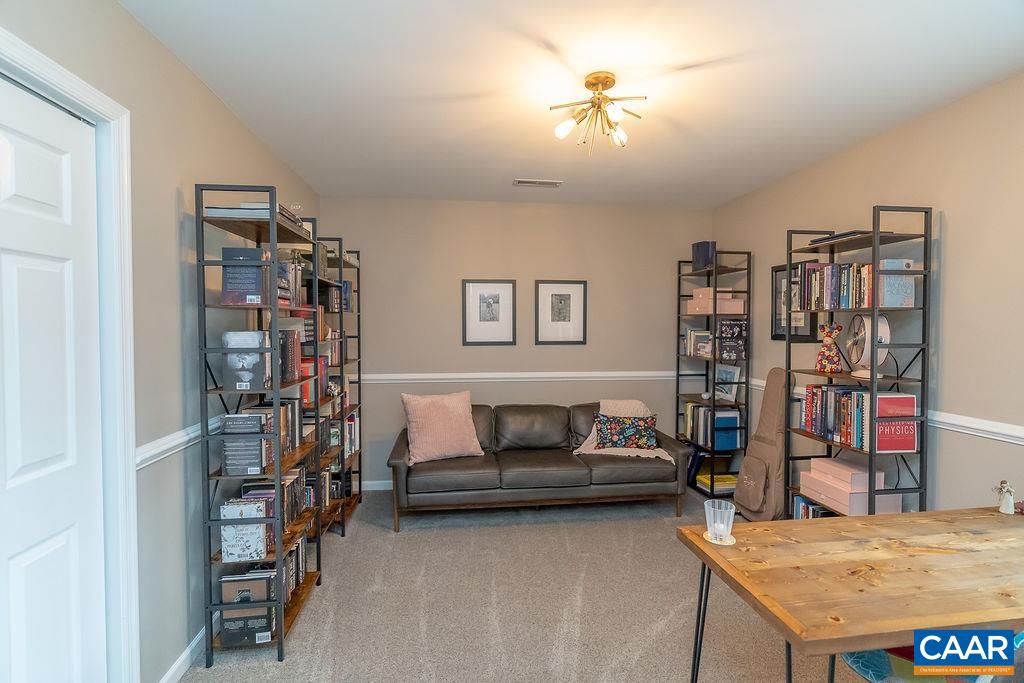 246 WHITE CEDAR RD, BARBOURSVILLE, Virginia 22923, 3 Bedrooms Bedrooms, ,2 BathroomsBathrooms,Residential,246 WHITE CEDAR RD,675520 MLS # 675520