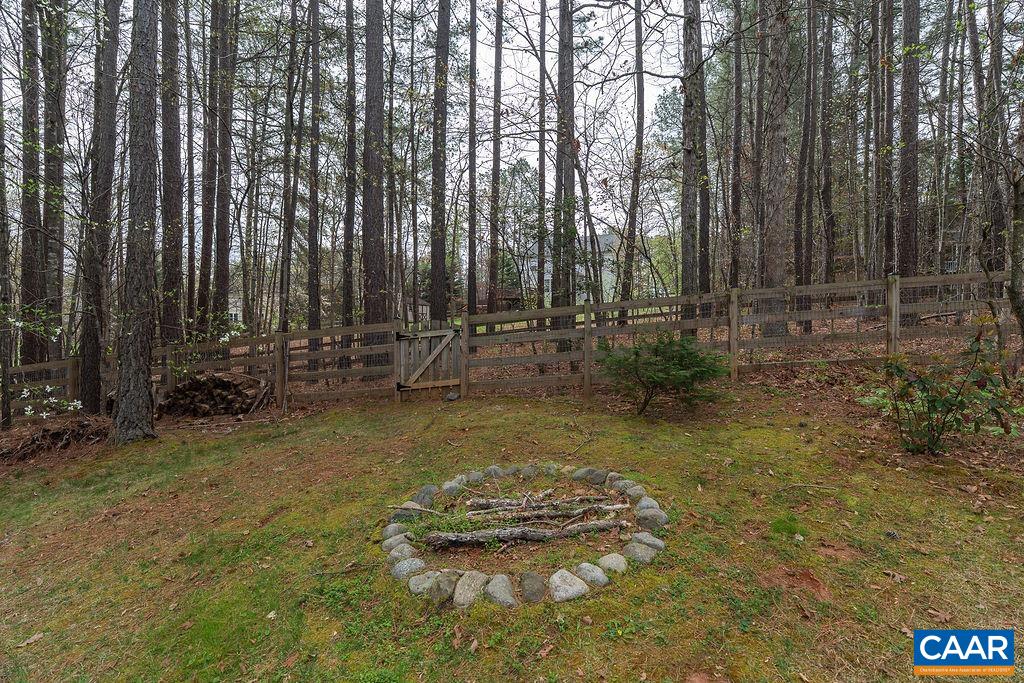 246 WHITE CEDAR RD, BARBOURSVILLE, Virginia 22923, 3 Bedrooms Bedrooms, ,2 BathroomsBathrooms,Residential,246 WHITE CEDAR RD,675520 MLS # 675520