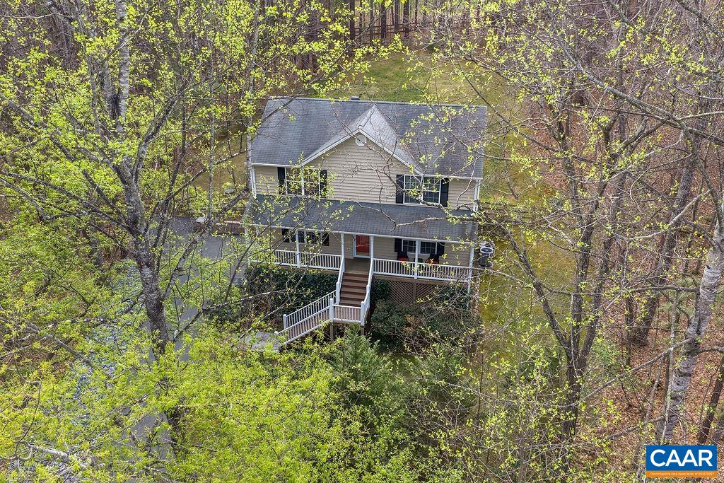 246 WHITE CEDAR RD, BARBOURSVILLE, Virginia 22923, 3 Bedrooms Bedrooms, ,2 BathroomsBathrooms,Residential,246 WHITE CEDAR RD,675520 MLS # 675520