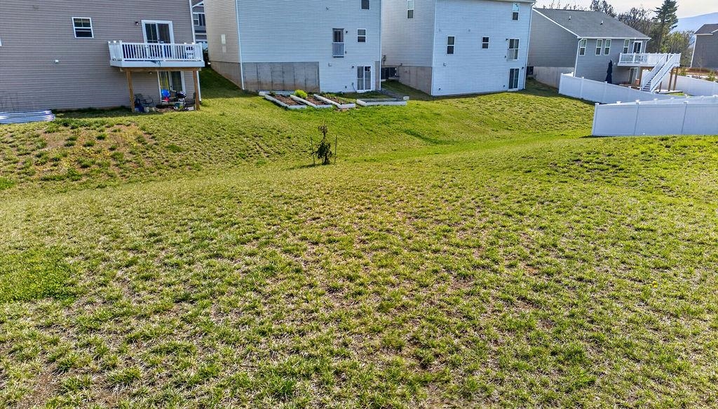 125 WHITE BIRCH RD, WAYNESBORO, Virginia 22980, 3 Bedrooms Bedrooms, ,2 BathroomsBathrooms,Residential,125 WHITE BIRCH RD,675622 MLS # 675622 125 WHITE BIRCH RD, WAYNESBORO, Virginia 22980, 3 Bedrooms Bedrooms, ,2 BathroomsBathrooms,Residential,125 WHITE BIRCH RD,675622 MLS # 675622