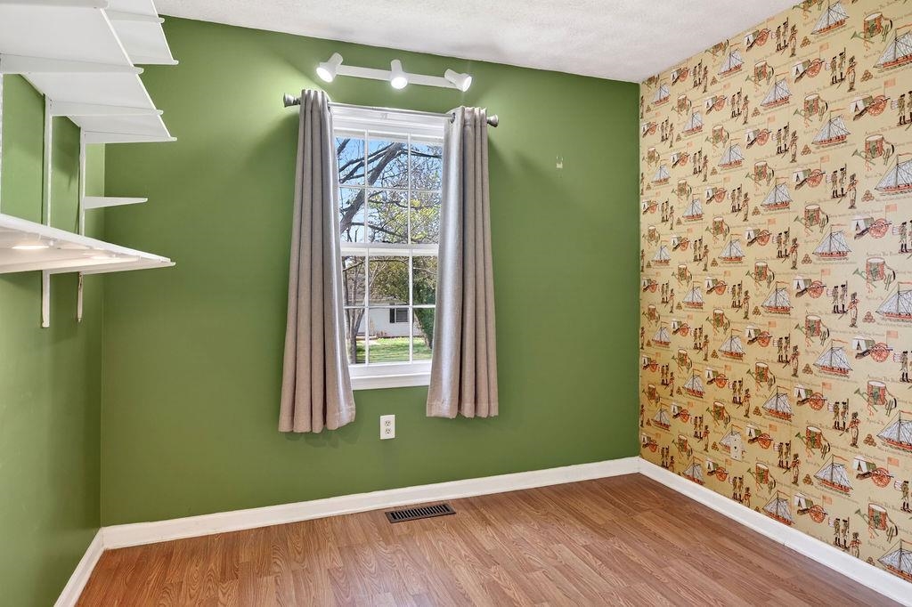 51 BRIARWOOD CIR, STAUNTON, Virginia 24401, 3 Bedrooms Bedrooms, ,2 BathroomsBathrooms,Residential,51 BRIARWOOD CIR,675623 MLS # 675623 51 BRIARWOOD CIR, STAUNTON, Virginia 24401, 3 Bedrooms Bedrooms, ,2 BathroomsBathrooms,Residential,51 BRIARWOOD CIR,675623 MLS # 675623