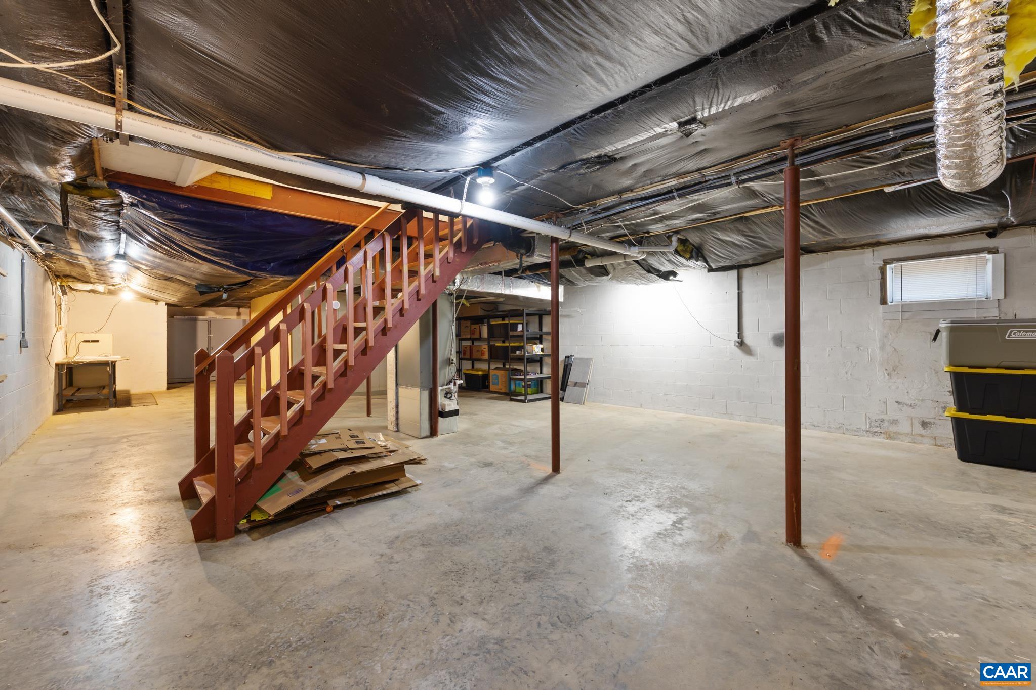 Room to grow and play! Room to grow and play!