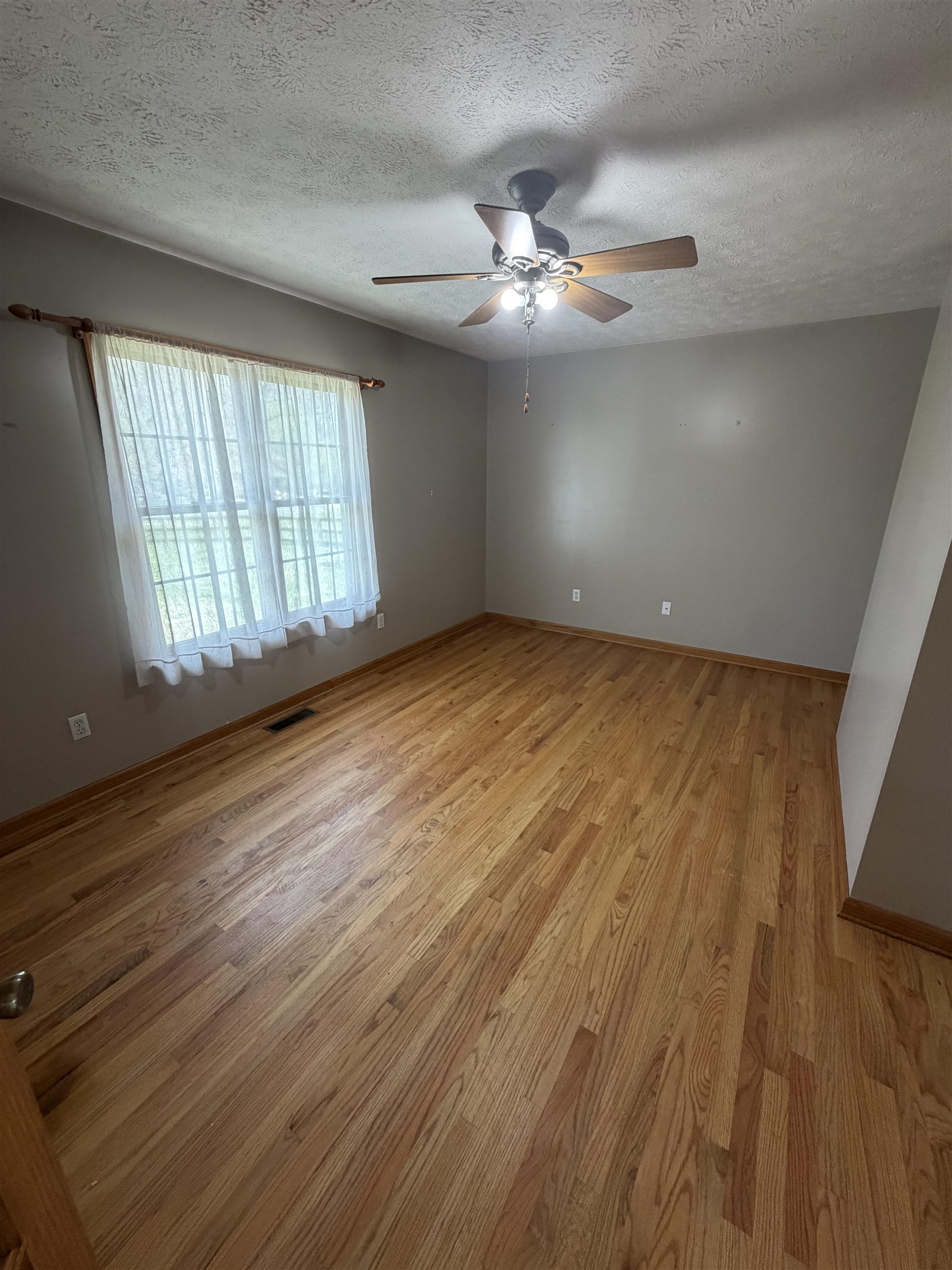 1582 HOWARDSVILLE TPKE, STUARTS DRAFT, Virginia 24477, 2 Bedrooms Bedrooms, ,2 BathroomsBathrooms,Residential,1582 HOWARDSVILLE TPKE,675625 MLS # 675625 1582 HOWARDSVILLE TPKE, STUARTS DRAFT, Virginia 24477, 2 Bedrooms Bedrooms, ,2 BathroomsBathrooms,Residential,1582 HOWARDSVILLE TPKE,675625 MLS # 675625