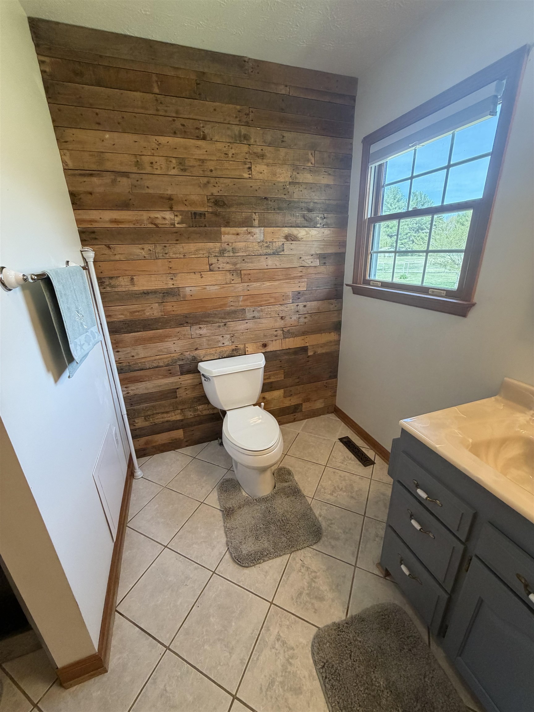 1582 HOWARDSVILLE TPKE, STUARTS DRAFT, Virginia 24477, 2 Bedrooms Bedrooms, ,2 BathroomsBathrooms,Residential,1582 HOWARDSVILLE TPKE,675625 MLS # 675625 1582 HOWARDSVILLE TPKE, STUARTS DRAFT, Virginia 24477, 2 Bedrooms Bedrooms, ,2 BathroomsBathrooms,Residential,1582 HOWARDSVILLE TPKE,675625 MLS # 675625