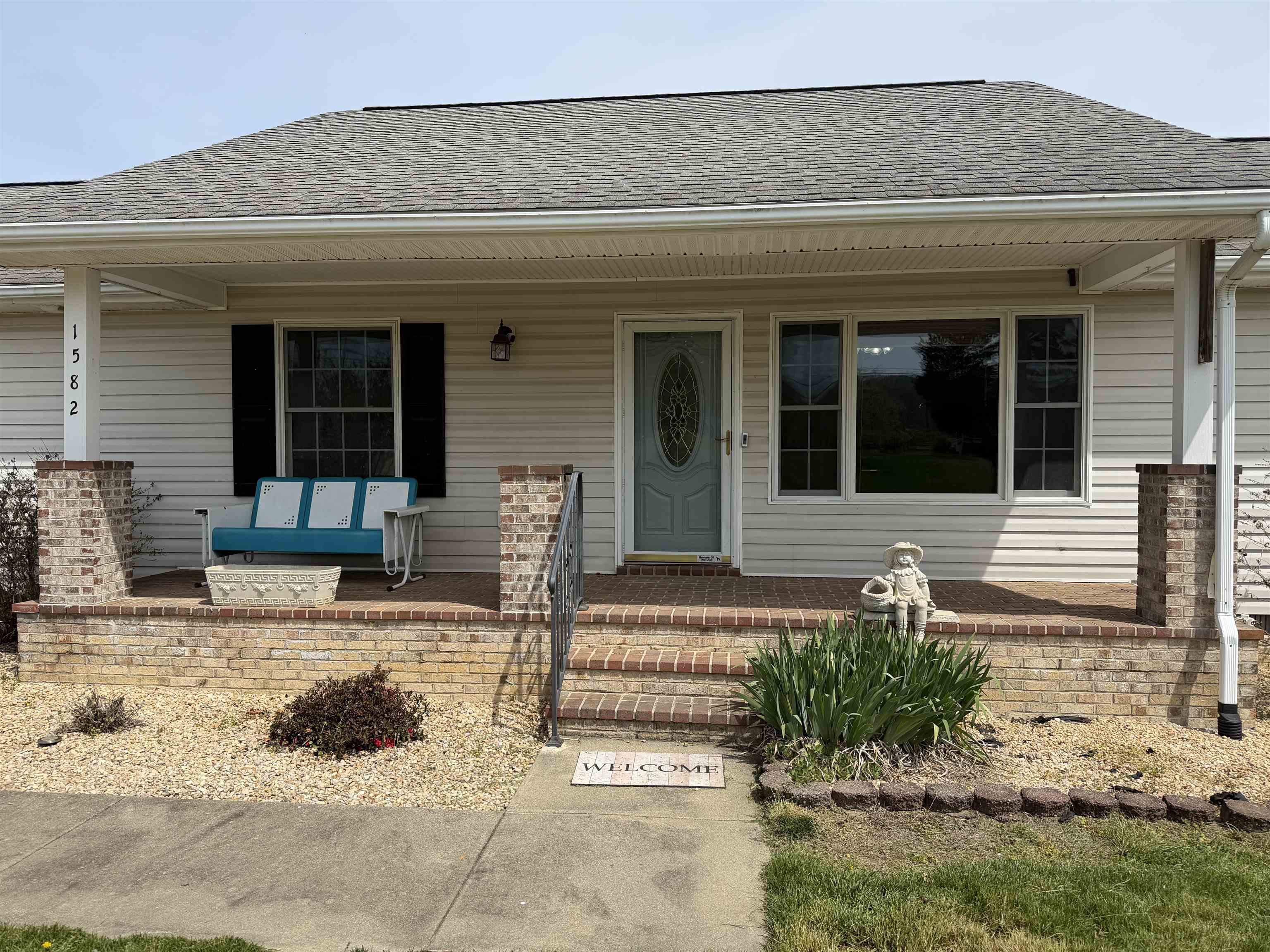 1582 HOWARDSVILLE TPKE, STUARTS DRAFT, Virginia 24477, 2 Bedrooms Bedrooms, ,2 BathroomsBathrooms,Residential,1582 HOWARDSVILLE TPKE,675625 MLS # 675625 1582 HOWARDSVILLE TPKE, STUARTS DRAFT, Virginia 24477, 2 Bedrooms Bedrooms, ,2 BathroomsBathrooms,Residential,1582 HOWARDSVILLE TPKE,675625 MLS # 675625