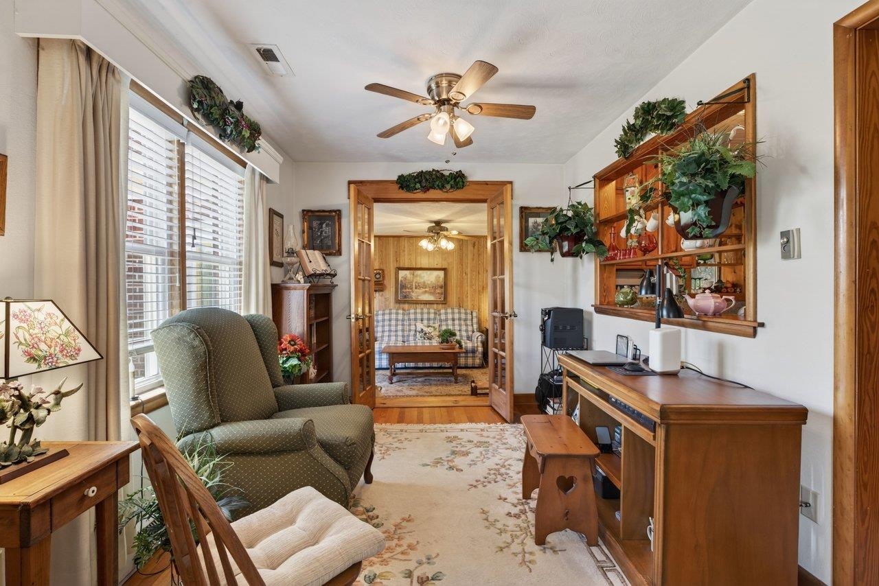 9625 TOWN HALL RD, MCGAHEYSVILLE, Virginia 22840, 4 Bedrooms Bedrooms, ,3 BathroomsBathrooms,Residential,9625 TOWN HALL RD,675626 MLS # 675626 9625 TOWN HALL RD, MCGAHEYSVILLE, Virginia 22840, 4 Bedrooms Bedrooms, ,3 BathroomsBathrooms,Residential,9625 TOWN HALL RD,675626 MLS # 675626