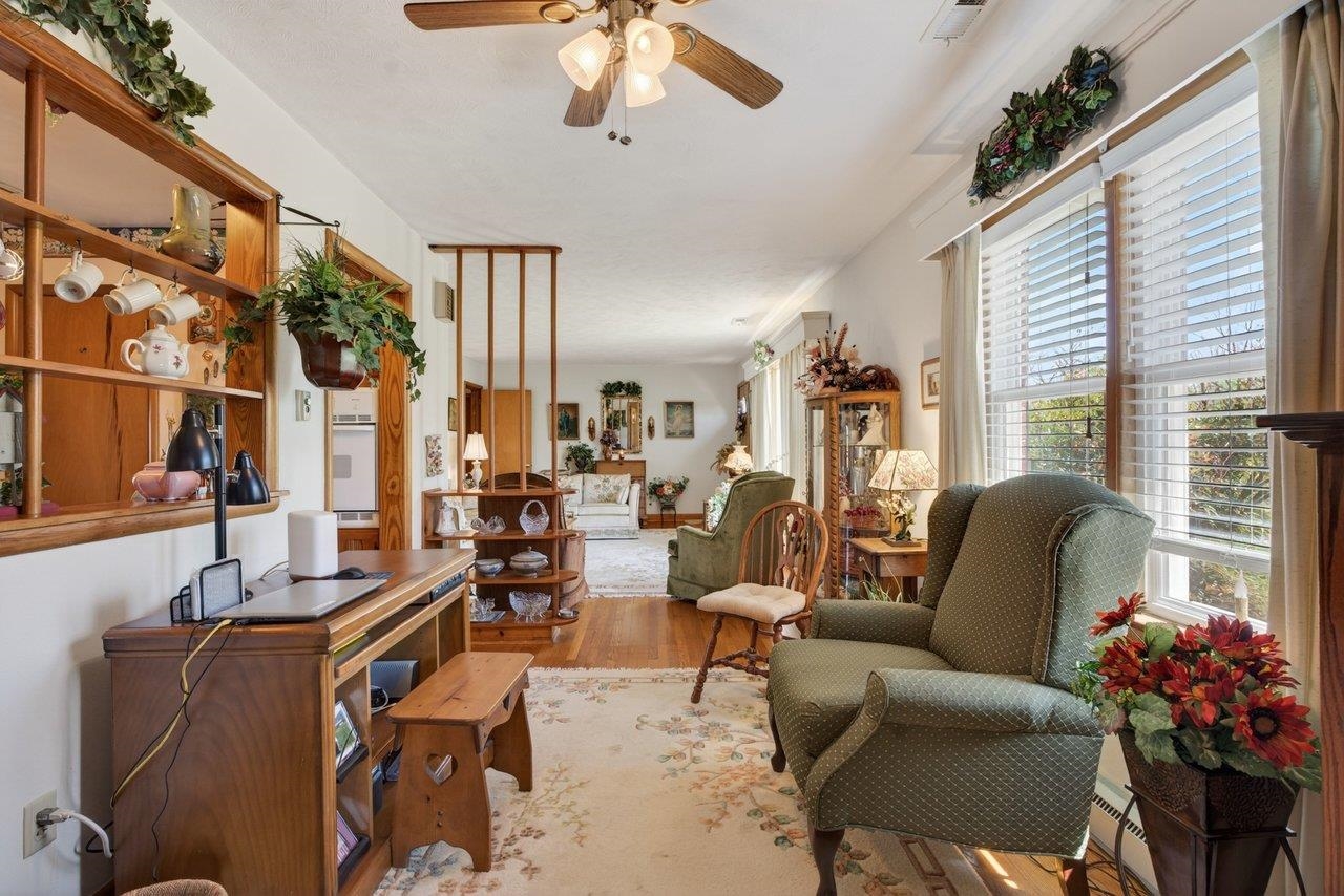 9625 TOWN HALL RD, MCGAHEYSVILLE, Virginia 22840, 4 Bedrooms Bedrooms, ,3 BathroomsBathrooms,Residential,9625 TOWN HALL RD,675626 MLS # 675626 9625 TOWN HALL RD, MCGAHEYSVILLE, Virginia 22840, 4 Bedrooms Bedrooms, ,3 BathroomsBathrooms,Residential,9625 TOWN HALL RD,675626 MLS # 675626