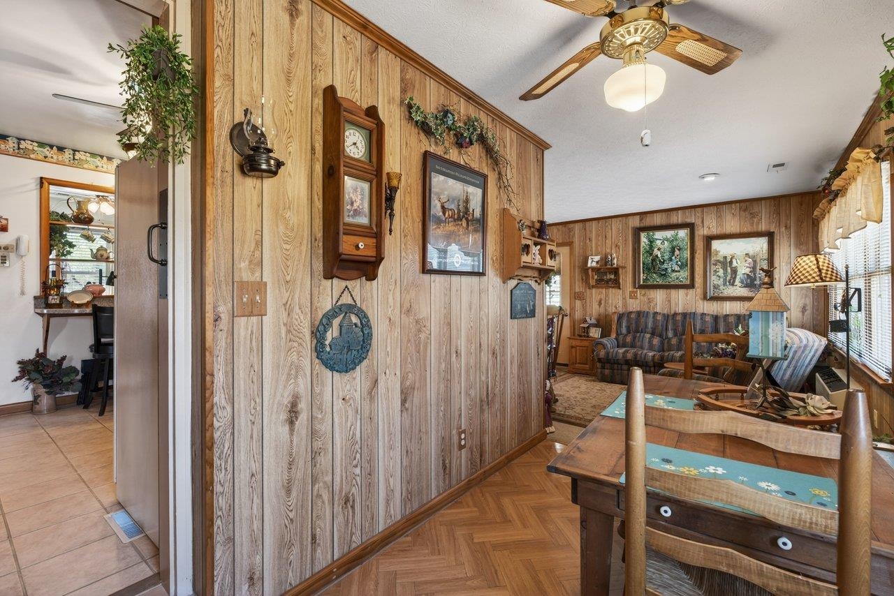 9625 TOWN HALL RD, MCGAHEYSVILLE, Virginia 22840, 4 Bedrooms Bedrooms, ,3 BathroomsBathrooms,Residential,9625 TOWN HALL RD,675626 MLS # 675626 9625 TOWN HALL RD, MCGAHEYSVILLE, Virginia 22840, 4 Bedrooms Bedrooms, ,3 BathroomsBathrooms,Residential,9625 TOWN HALL RD,675626 MLS # 675626