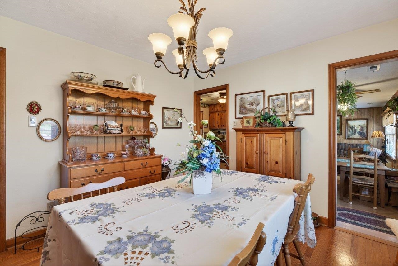 9625 TOWN HALL RD, MCGAHEYSVILLE, Virginia 22840, 4 Bedrooms Bedrooms, ,3 BathroomsBathrooms,Residential,9625 TOWN HALL RD,675626 MLS # 675626 9625 TOWN HALL RD, MCGAHEYSVILLE, Virginia 22840, 4 Bedrooms Bedrooms, ,3 BathroomsBathrooms,Residential,9625 TOWN HALL RD,675626 MLS # 675626