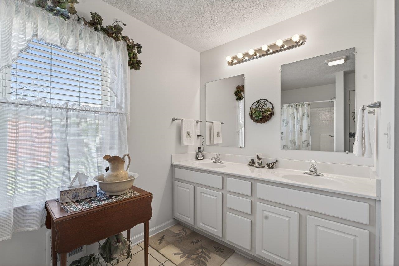 9625 TOWN HALL RD, MCGAHEYSVILLE, Virginia 22840, 4 Bedrooms Bedrooms, ,3 BathroomsBathrooms,Residential,9625 TOWN HALL RD,675626 MLS # 675626 9625 TOWN HALL RD, MCGAHEYSVILLE, Virginia 22840, 4 Bedrooms Bedrooms, ,3 BathroomsBathrooms,Residential,9625 TOWN HALL RD,675626 MLS # 675626