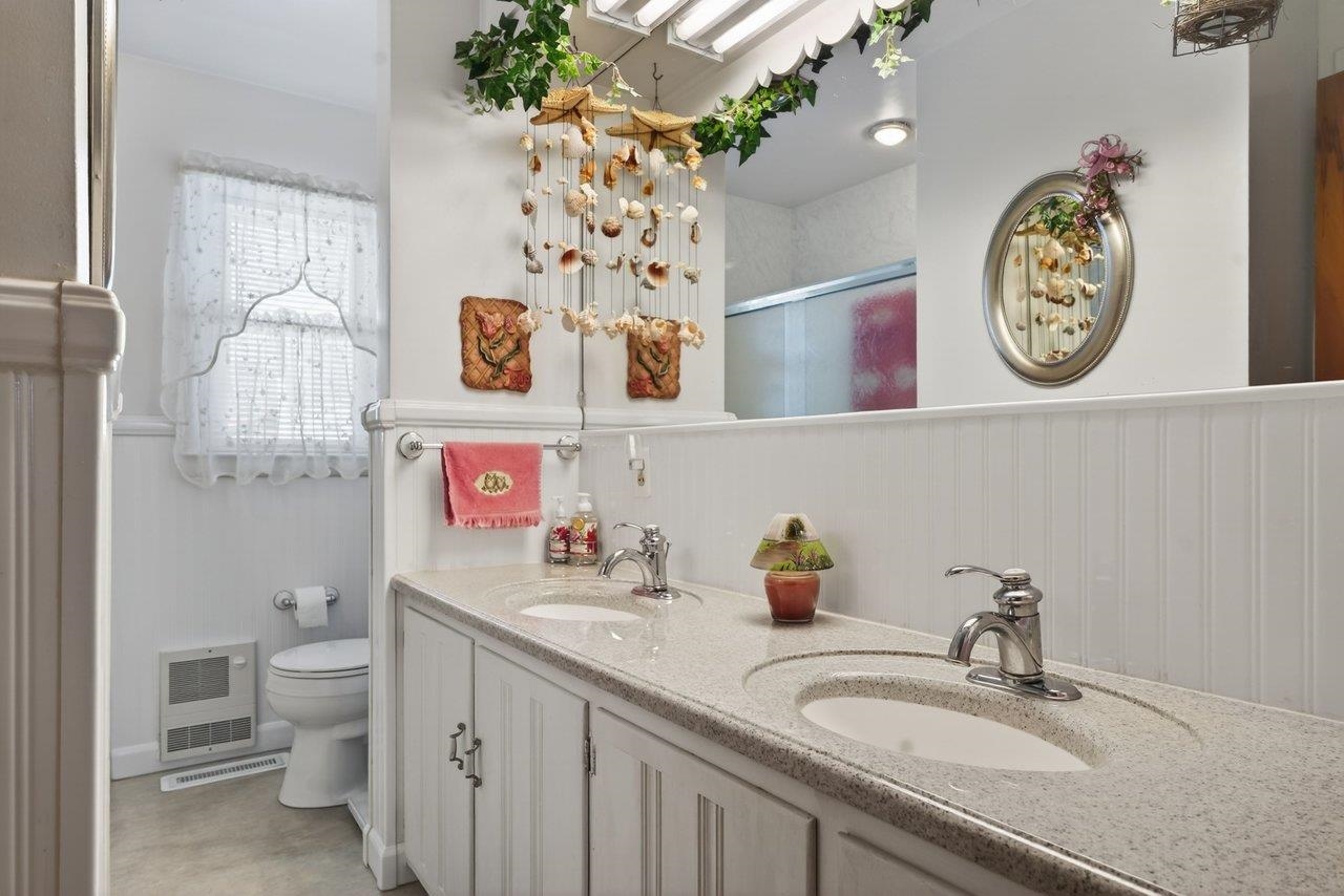 9625 TOWN HALL RD, MCGAHEYSVILLE, Virginia 22840, 4 Bedrooms Bedrooms, ,3 BathroomsBathrooms,Residential,9625 TOWN HALL RD,675626 MLS # 675626 9625 TOWN HALL RD, MCGAHEYSVILLE, Virginia 22840, 4 Bedrooms Bedrooms, ,3 BathroomsBathrooms,Residential,9625 TOWN HALL RD,675626 MLS # 675626