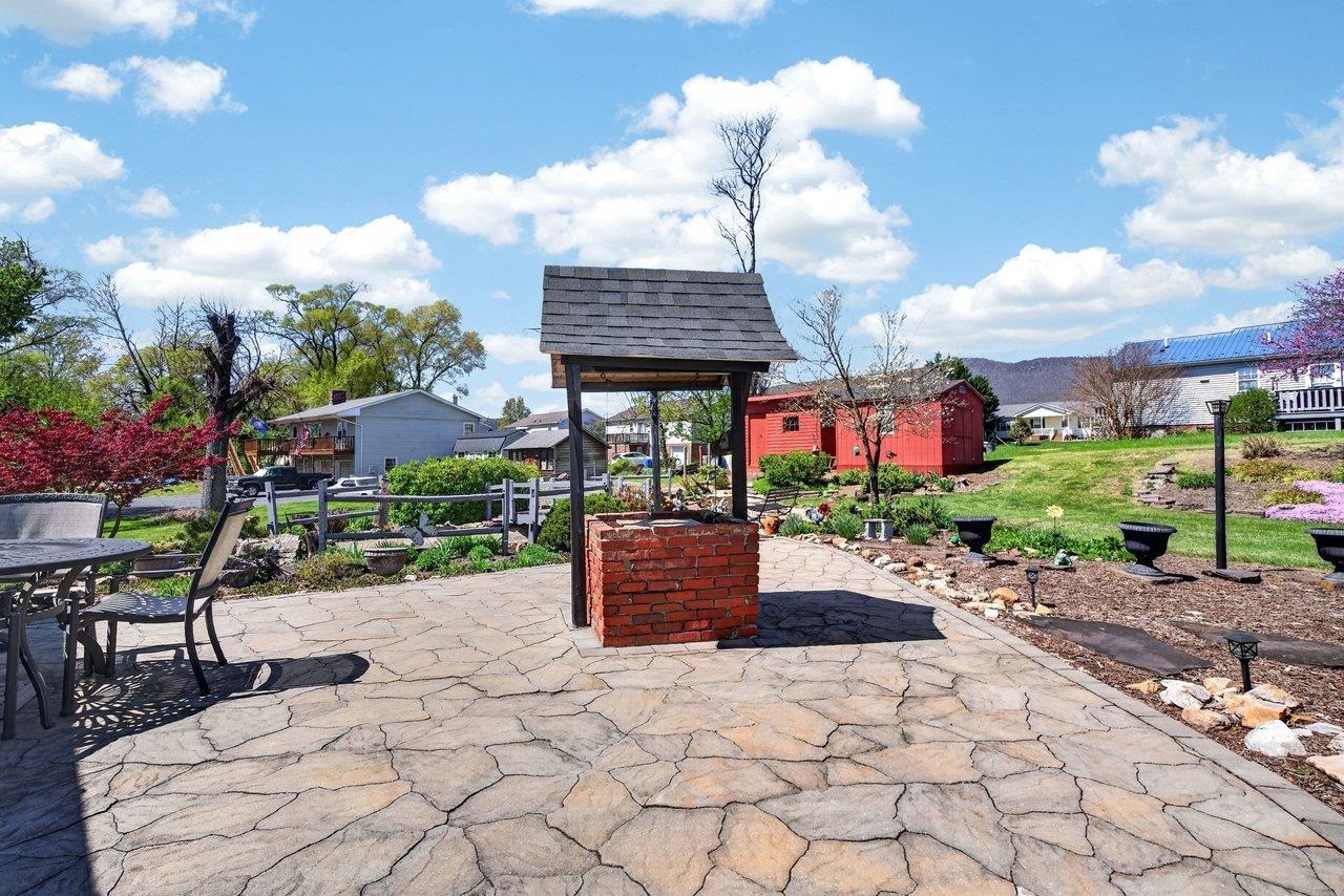 9625 TOWN HALL RD, MCGAHEYSVILLE, Virginia 22840, 4 Bedrooms Bedrooms, ,3 BathroomsBathrooms,Residential,9625 TOWN HALL RD,675626 MLS # 675626 9625 TOWN HALL RD, MCGAHEYSVILLE, Virginia 22840, 4 Bedrooms Bedrooms, ,3 BathroomsBathrooms,Residential,9625 TOWN HALL RD,675626 MLS # 675626