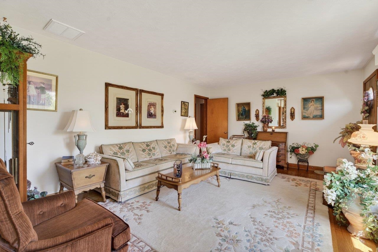 9625 TOWN HALL RD, MCGAHEYSVILLE, Virginia 22840, 4 Bedrooms Bedrooms, ,3 BathroomsBathrooms,Residential,9625 TOWN HALL RD,675626 MLS # 675626 9625 TOWN HALL RD, MCGAHEYSVILLE, Virginia 22840, 4 Bedrooms Bedrooms, ,3 BathroomsBathrooms,Residential,9625 TOWN HALL RD,675626 MLS # 675626