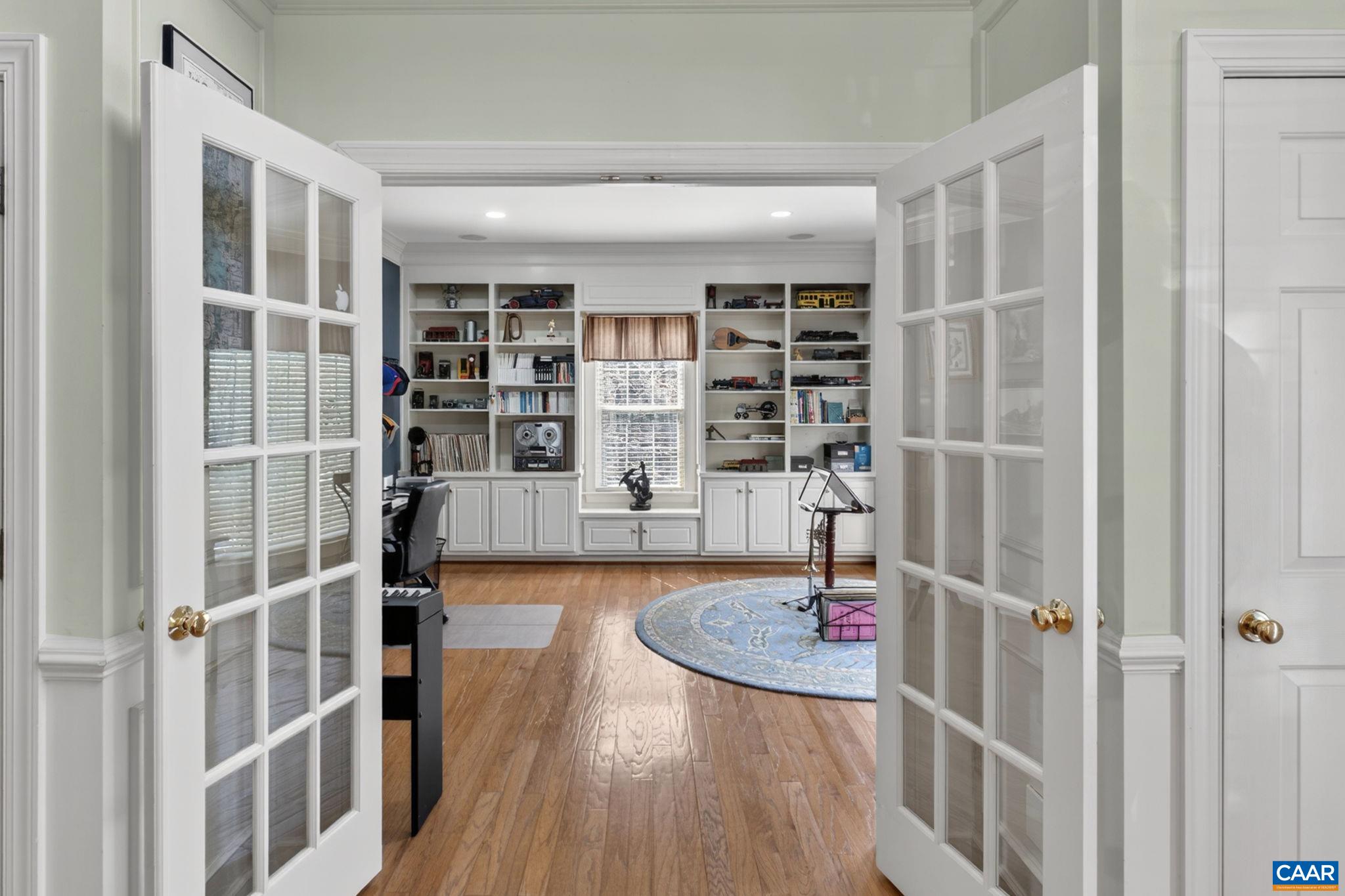 1113 RIVER OAKS LN, CHARLOTTESVILLE, Virginia 22901, 4 Bedrooms Bedrooms, ,3 BathroomsBathrooms,Residential,1113 RIVER OAKS LN,675627 MLS # 675627 1113 RIVER OAKS LN, CHARLOTTESVILLE, Virginia 22901, 4 Bedrooms Bedrooms, ,3 BathroomsBathrooms,Residential,1113 RIVER OAKS LN,675627 MLS # 675627