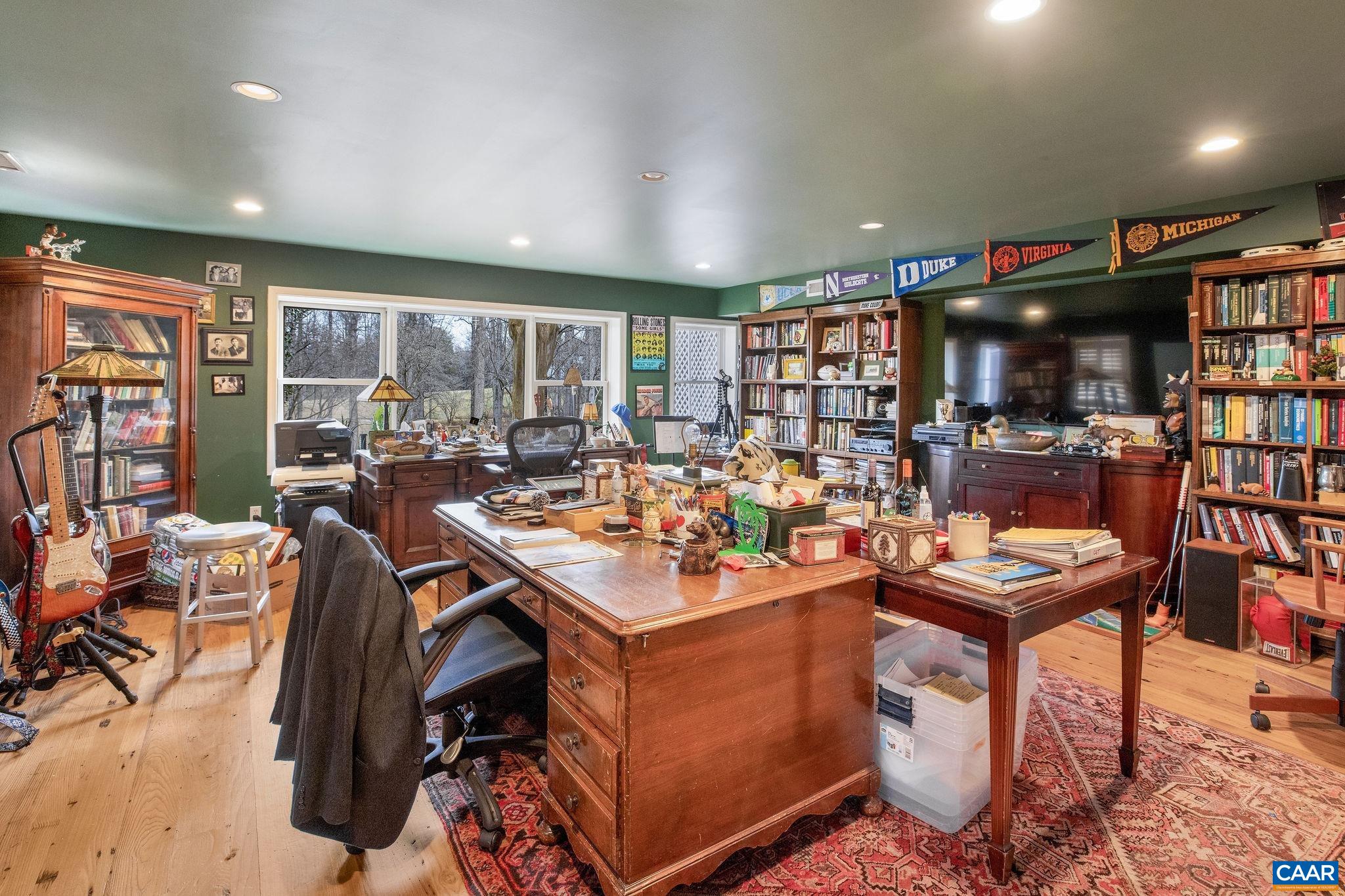 1525 BROOK HILL LN, CHARLOTTESVILLE, Virginia 22901, 4 Bedrooms Bedrooms, ,5 BathroomsBathrooms,Residential,1525 BROOK HILL LN,675628 MLS # 675628