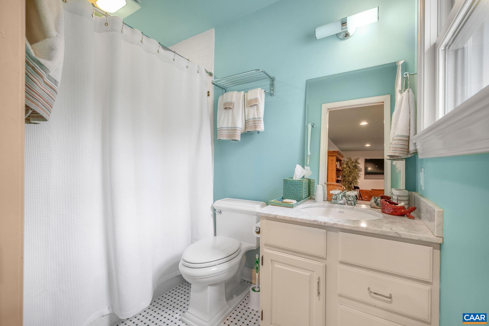 1525 BROOK HILL LN, CHARLOTTESVILLE, Virginia 22901, 4 Bedrooms Bedrooms, ,5 BathroomsBathrooms,Residential,1525 BROOK HILL LN,675628 MLS # 675628