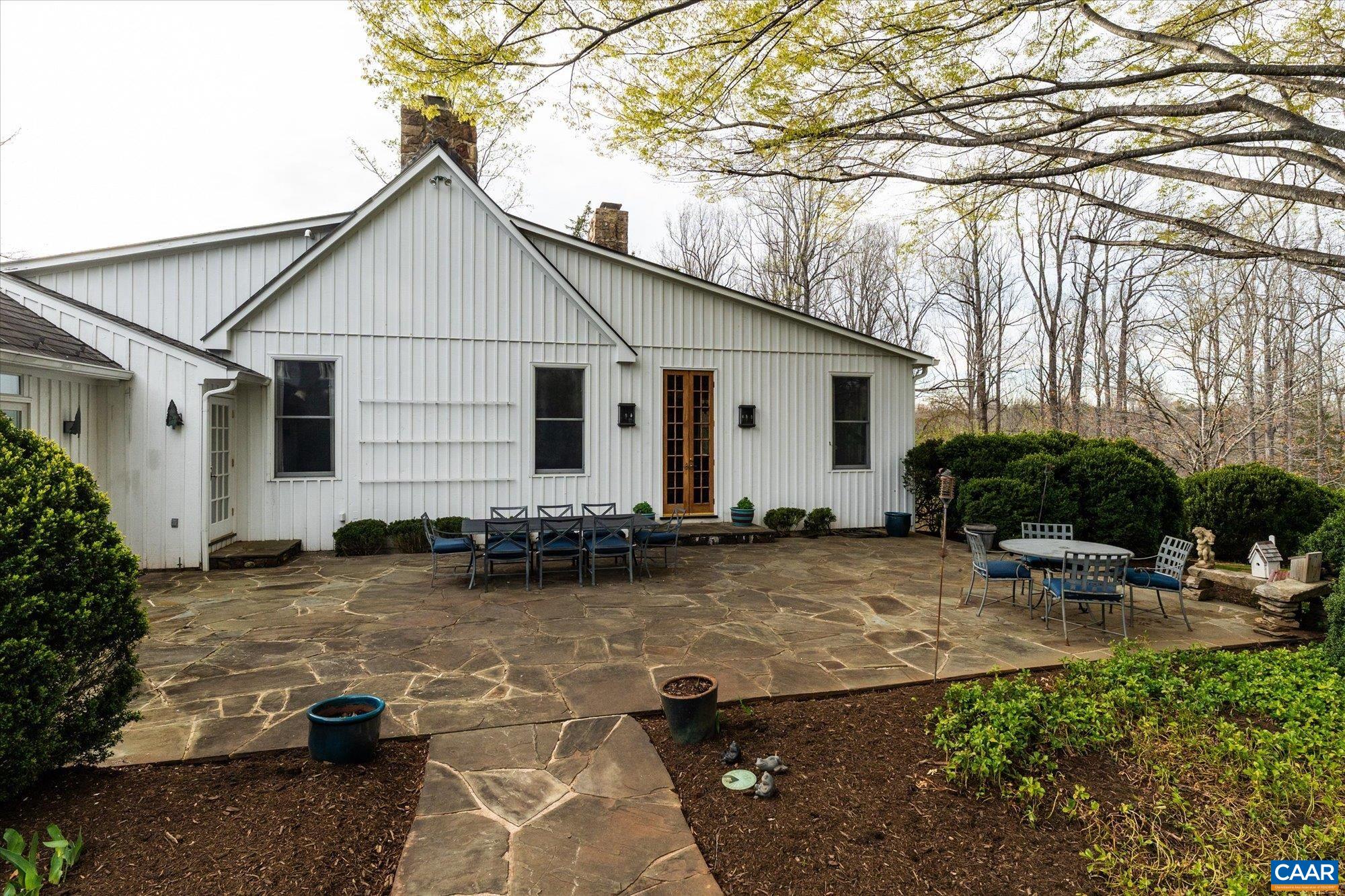 1525 BROOK HILL LN, CHARLOTTESVILLE, Virginia 22901, 4 Bedrooms Bedrooms, ,5 BathroomsBathrooms,Residential,1525 BROOK HILL LN,675628 MLS # 675628