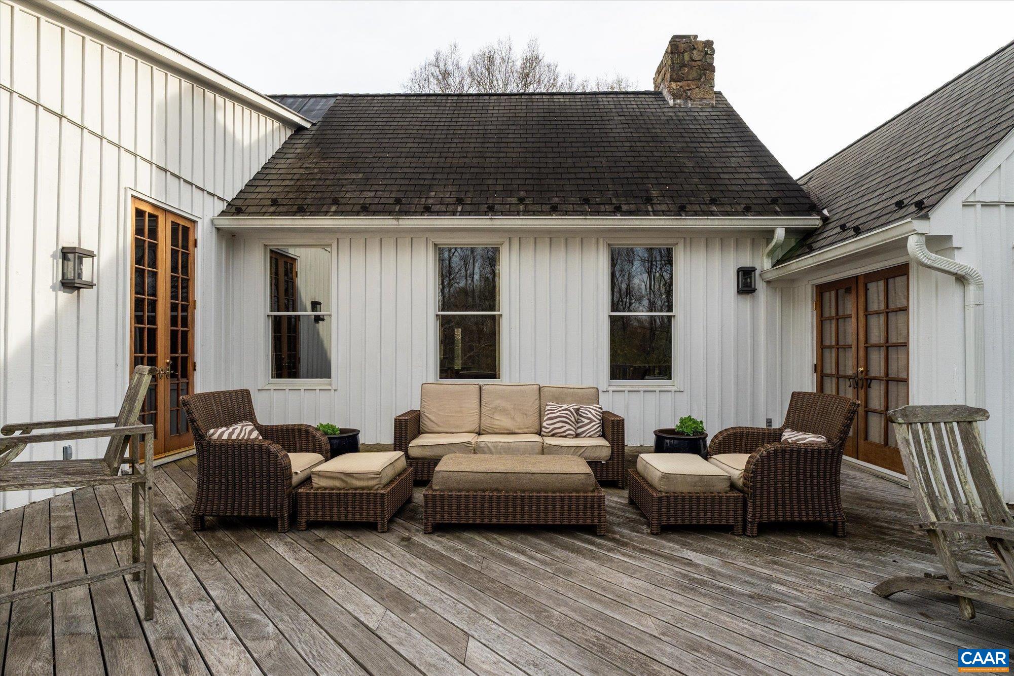 1525 BROOK HILL LN, CHARLOTTESVILLE, Virginia 22901, 4 Bedrooms Bedrooms, ,5 BathroomsBathrooms,Residential,1525 BROOK HILL LN,675628 MLS # 675628