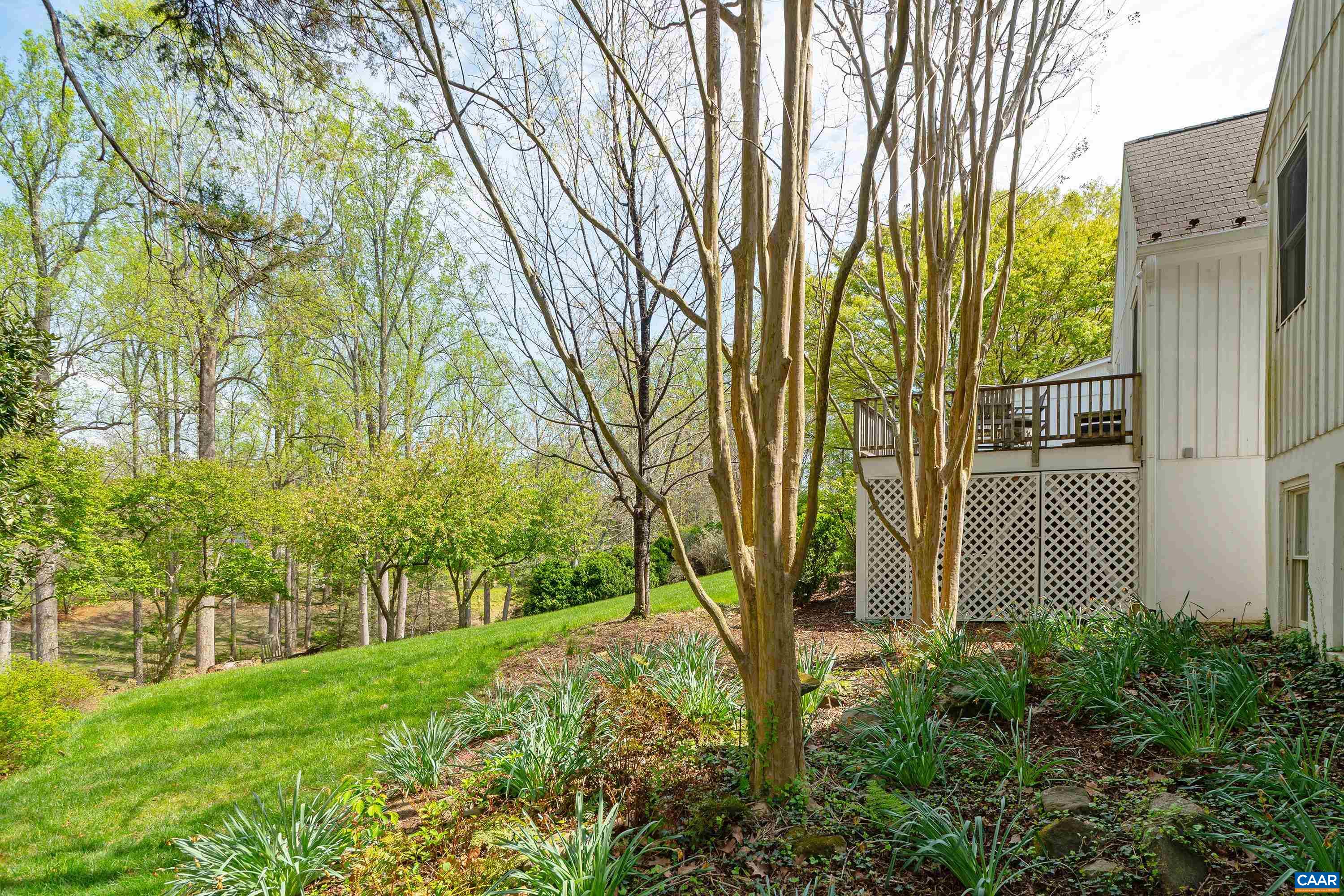 1525 BROOK HILL LN, CHARLOTTESVILLE, Virginia 22901, 4 Bedrooms Bedrooms, ,5 BathroomsBathrooms,Residential,1525 BROOK HILL LN,675628 MLS # 675628