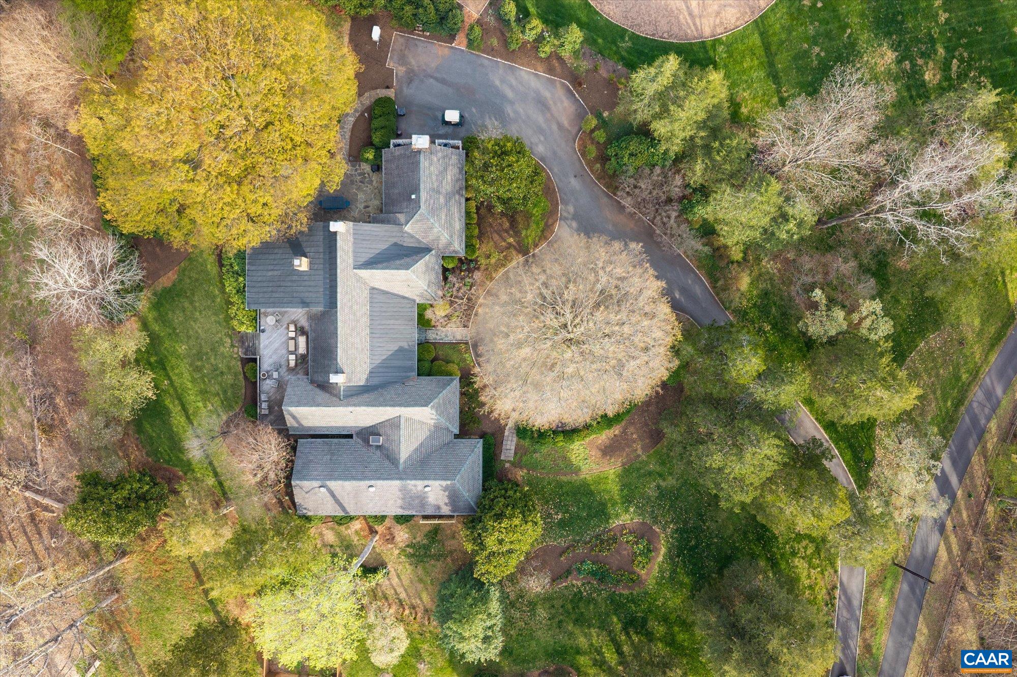 1525 BROOK HILL LN, CHARLOTTESVILLE, Virginia 22901, 4 Bedrooms Bedrooms, ,5 BathroomsBathrooms,Residential,1525 BROOK HILL LN,675628 MLS # 675628