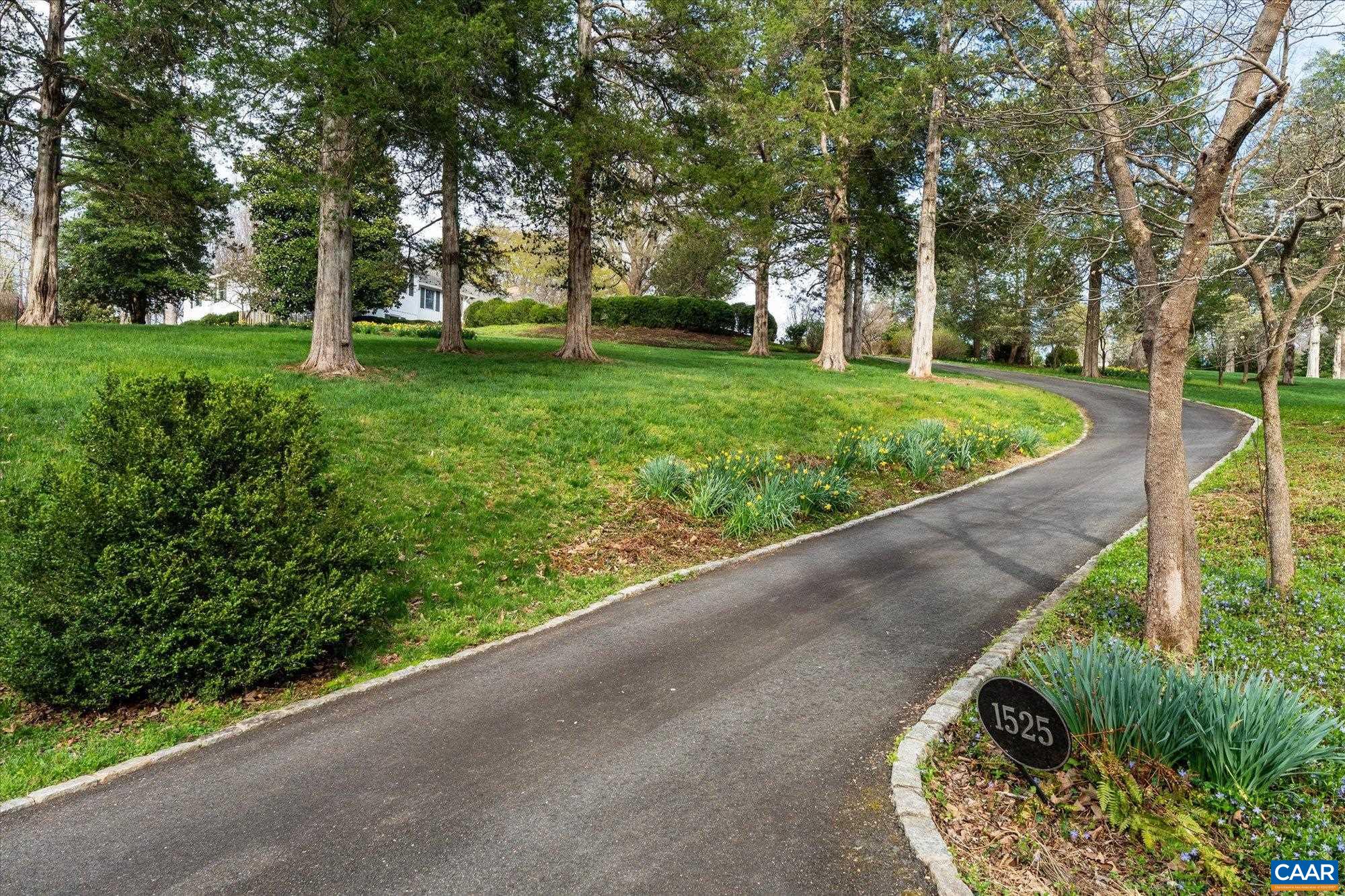 1525 BROOK HILL LN, CHARLOTTESVILLE, Virginia 22901, 4 Bedrooms Bedrooms, ,5 BathroomsBathrooms,Residential,1525 BROOK HILL LN,675628 MLS # 675628