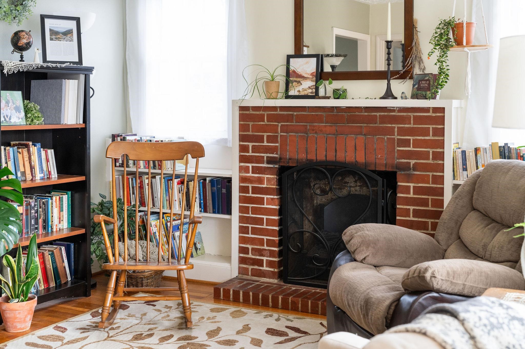 1913 MONTICELLO ST, WAYNESBORO, Virginia 22980, 2 Bedrooms Bedrooms, ,1 BathroomBathrooms,Residential,1913 MONTICELLO ST,675629 MLS # 675629 1913 MONTICELLO ST, WAYNESBORO, Virginia 22980, 2 Bedrooms Bedrooms, ,1 BathroomBathrooms,Residential,1913 MONTICELLO ST,675629 MLS # 675629