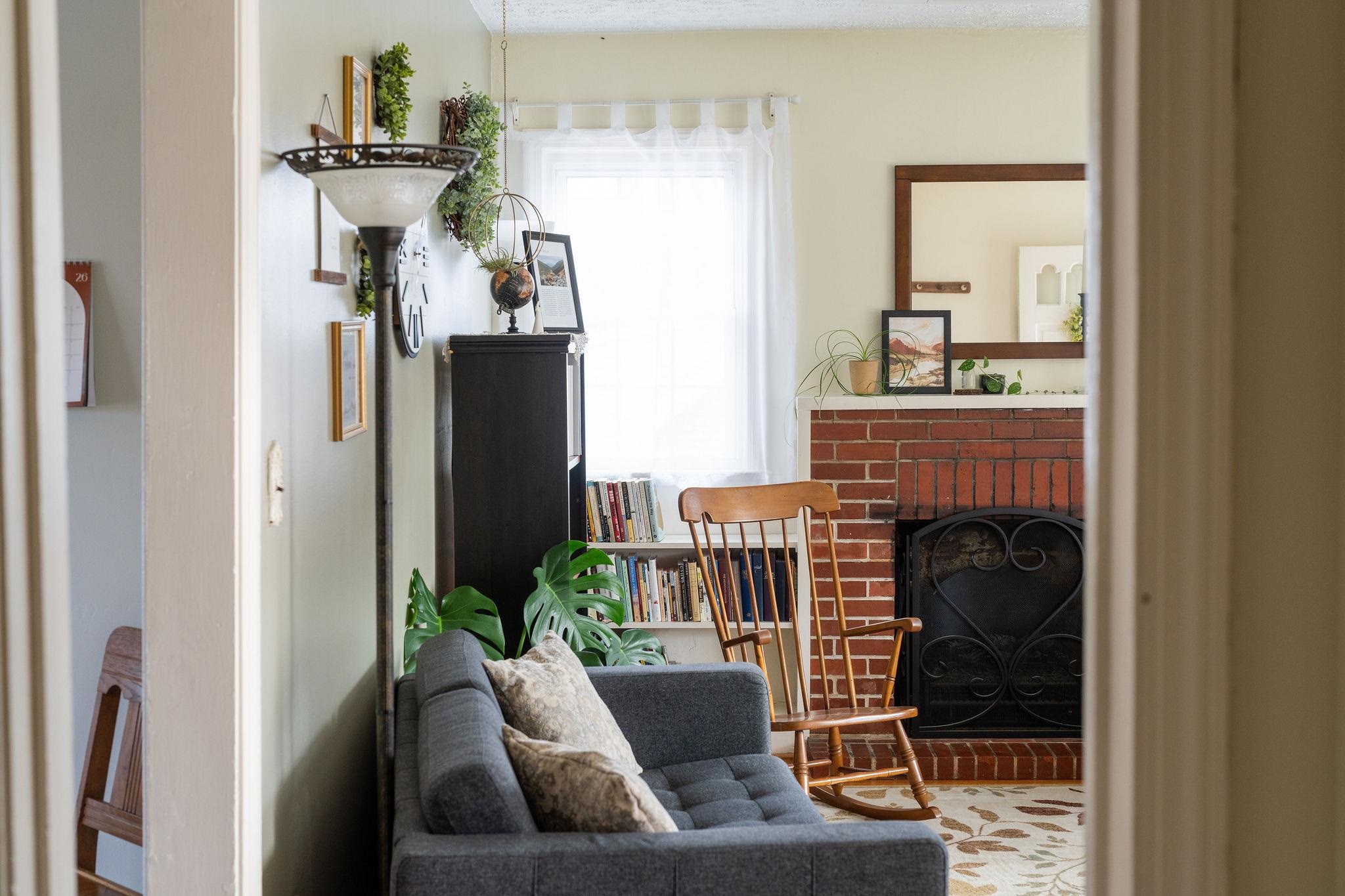 1913 MONTICELLO ST, WAYNESBORO, Virginia 22980, 2 Bedrooms Bedrooms, ,1 BathroomBathrooms,Residential,1913 MONTICELLO ST,675629 MLS # 675629 1913 MONTICELLO ST, WAYNESBORO, Virginia 22980, 2 Bedrooms Bedrooms, ,1 BathroomBathrooms,Residential,1913 MONTICELLO ST,675629 MLS # 675629