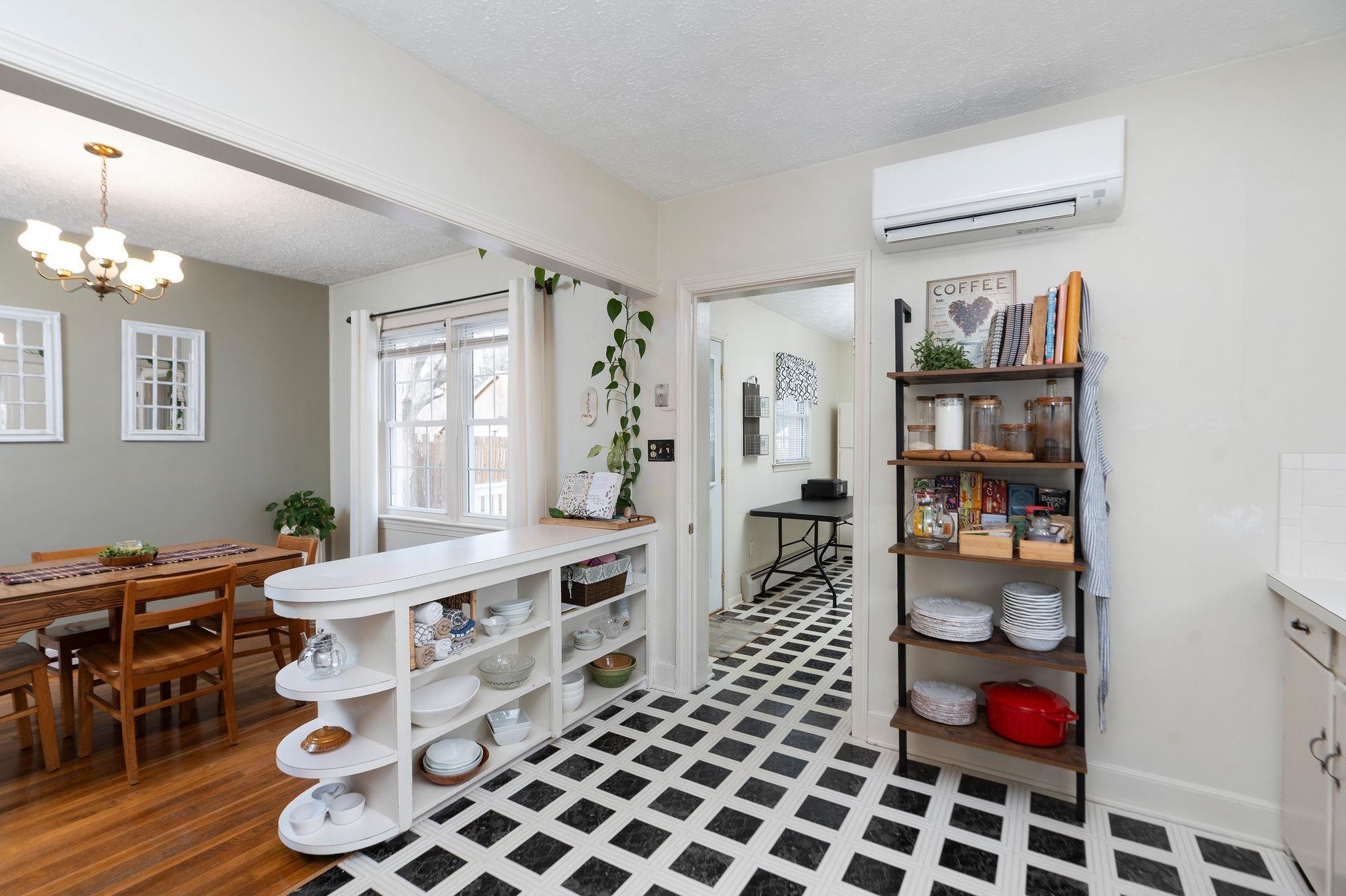 1913 MONTICELLO ST, WAYNESBORO, Virginia 22980, 2 Bedrooms Bedrooms, ,1 BathroomBathrooms,Residential,1913 MONTICELLO ST,675629 MLS # 675629 1913 MONTICELLO ST, WAYNESBORO, Virginia 22980, 2 Bedrooms Bedrooms, ,1 BathroomBathrooms,Residential,1913 MONTICELLO ST,675629 MLS # 675629