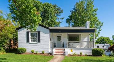 1913 MONTICELLO ST, WAYNESBORO, Virginia 22980, 2 Bedrooms Bedrooms, ,1 BathroomBathrooms,Residential,1913 MONTICELLO ST,675629 MLS # 675629