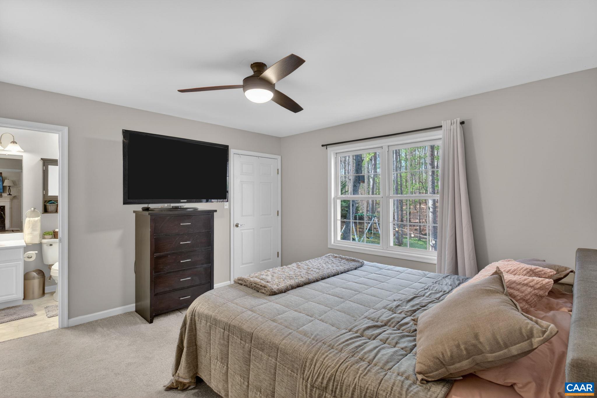 40 BRIDLEWOOD DR, PALMYRA, Virginia 22963, 3 Bedrooms Bedrooms, ,2 BathroomsBathrooms,Residential,40 BRIDLEWOOD DR,675633 MLS # 675633