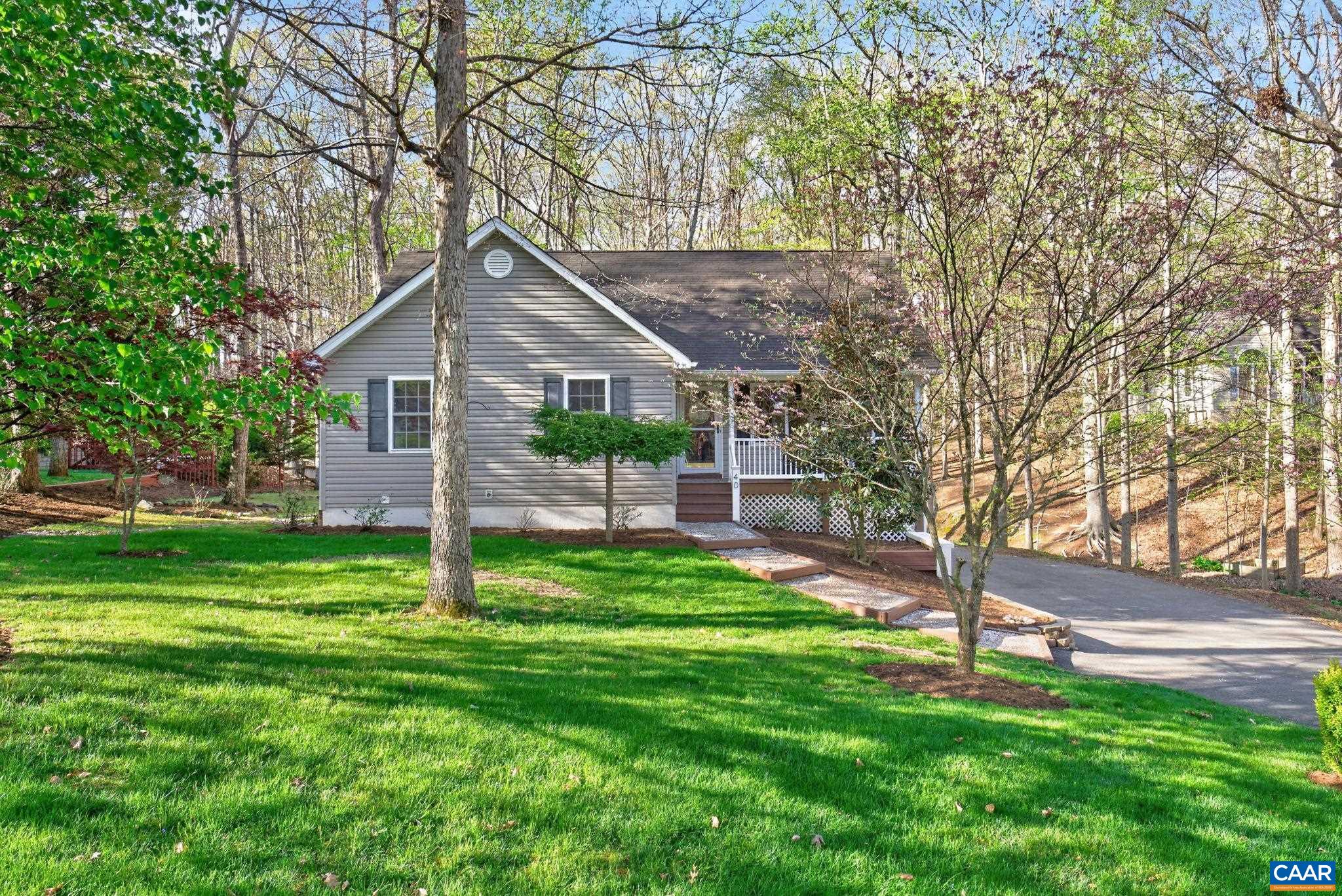 40 BRIDLEWOOD DR, PALMYRA, Virginia 22963, 3 Bedrooms Bedrooms, ,2 BathroomsBathrooms,Residential,40 BRIDLEWOOD DR,675633 MLS # 675633