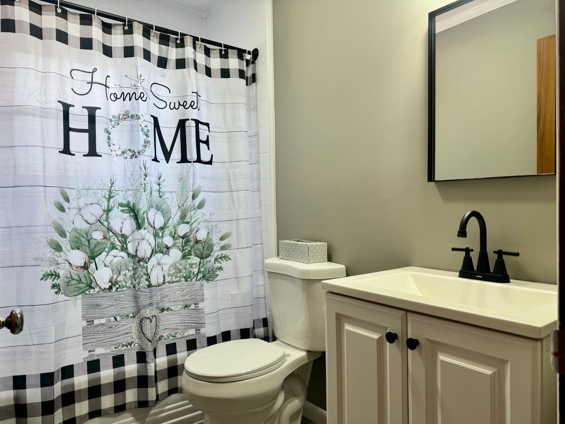 555 WATERMAN DR, HARRISONBURG, Virginia 22802, 3 Bedrooms Bedrooms, ,1 BathroomBathrooms,Residential,555 WATERMAN DR,675637 MLS # 675637